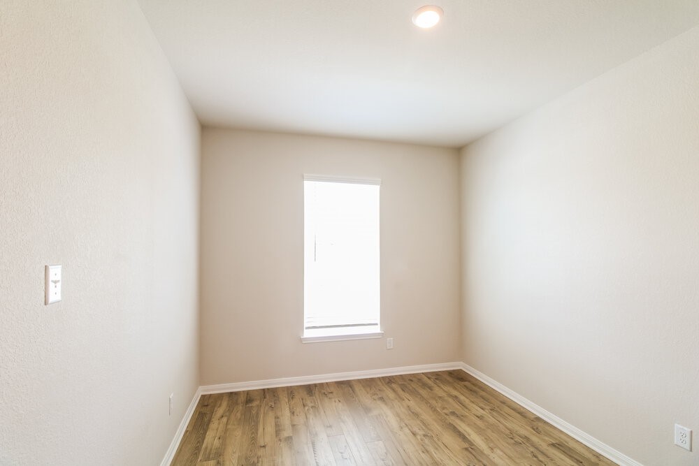 7602 Tipton Meadow Way Property Photo 12