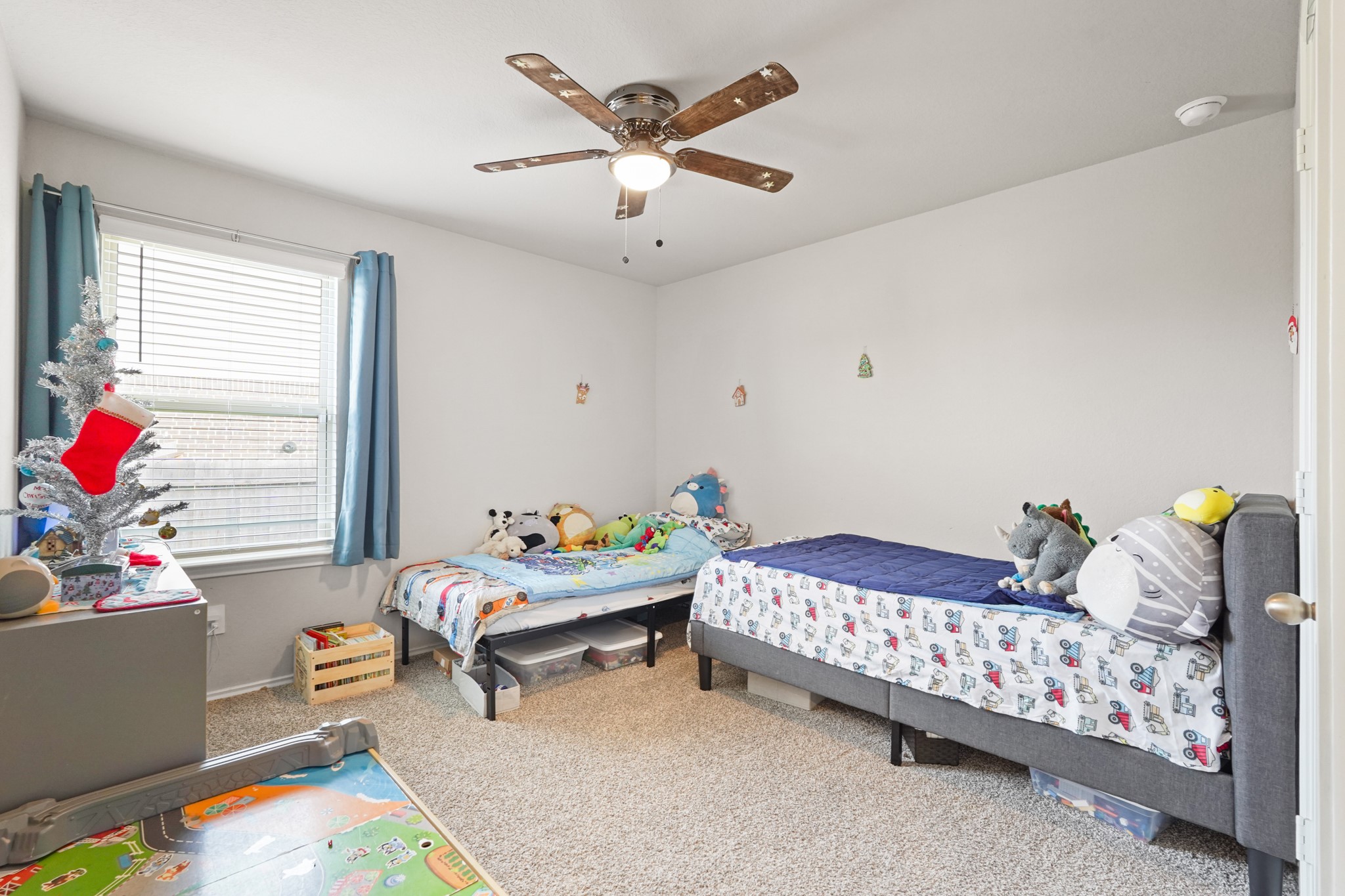 40422 Garden Heights Lane Property Photo 6