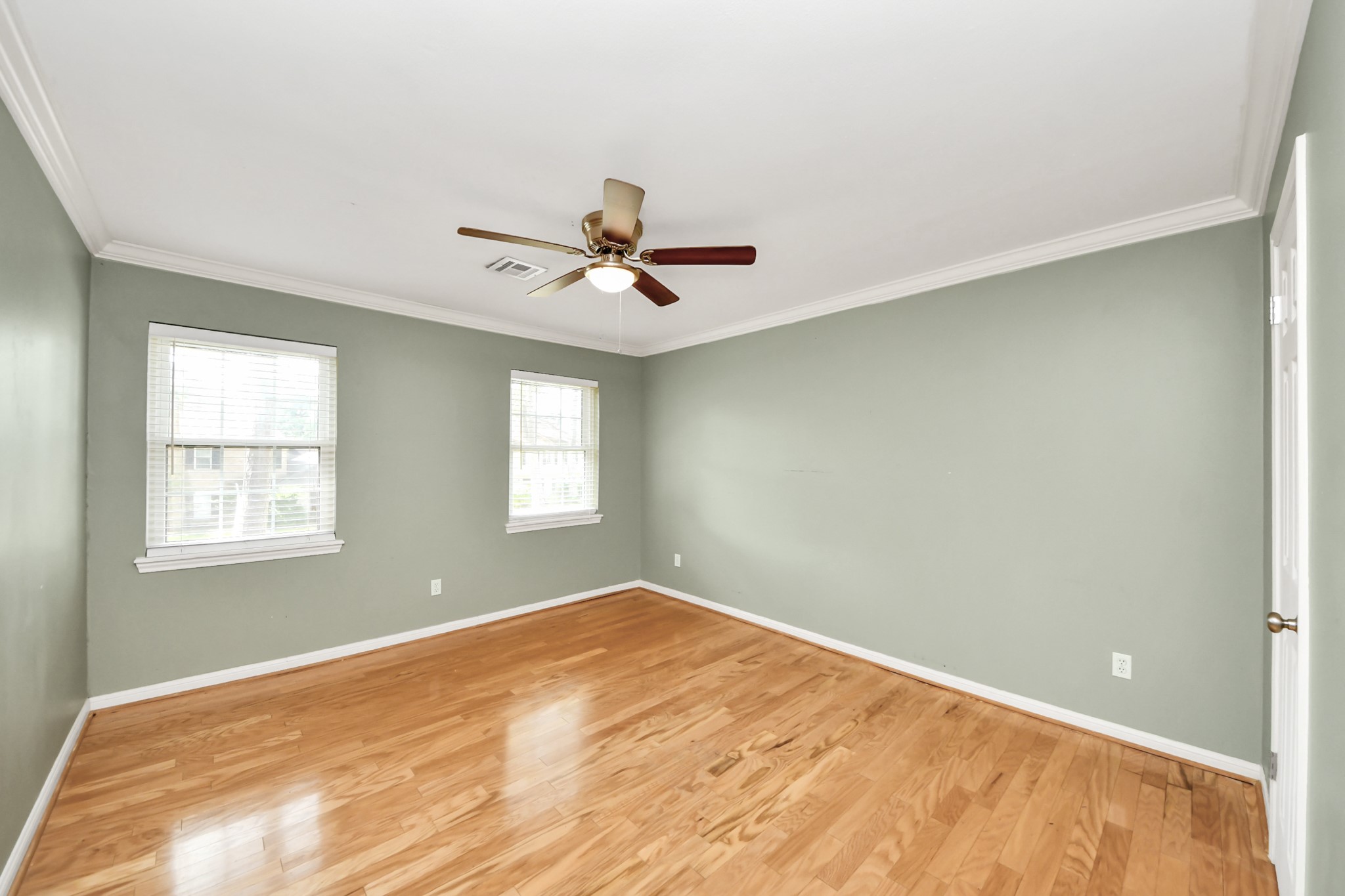 3822 Glenheather Drive Property Photo 24