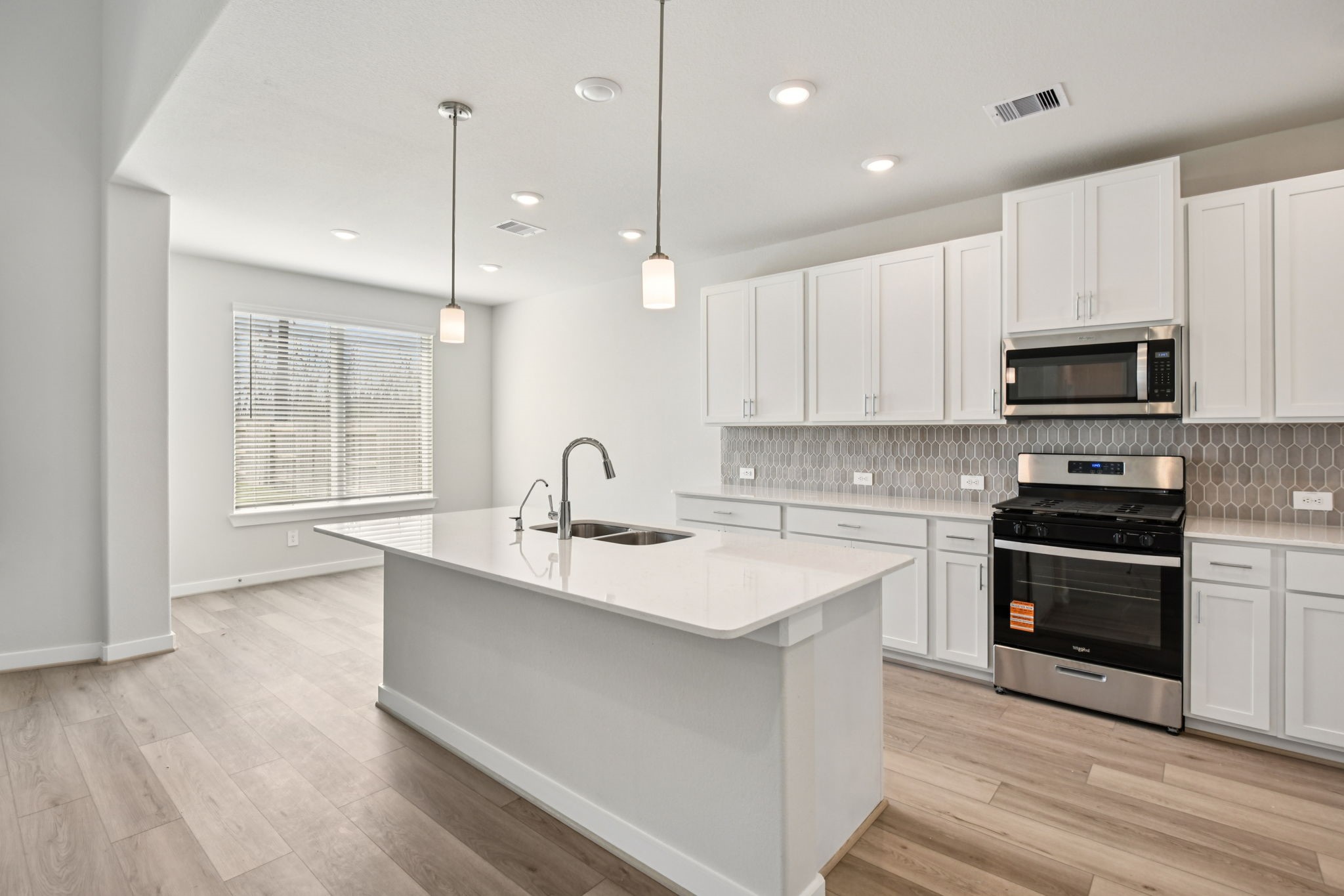 2843 Dark Lantern Lane Property Photo 4