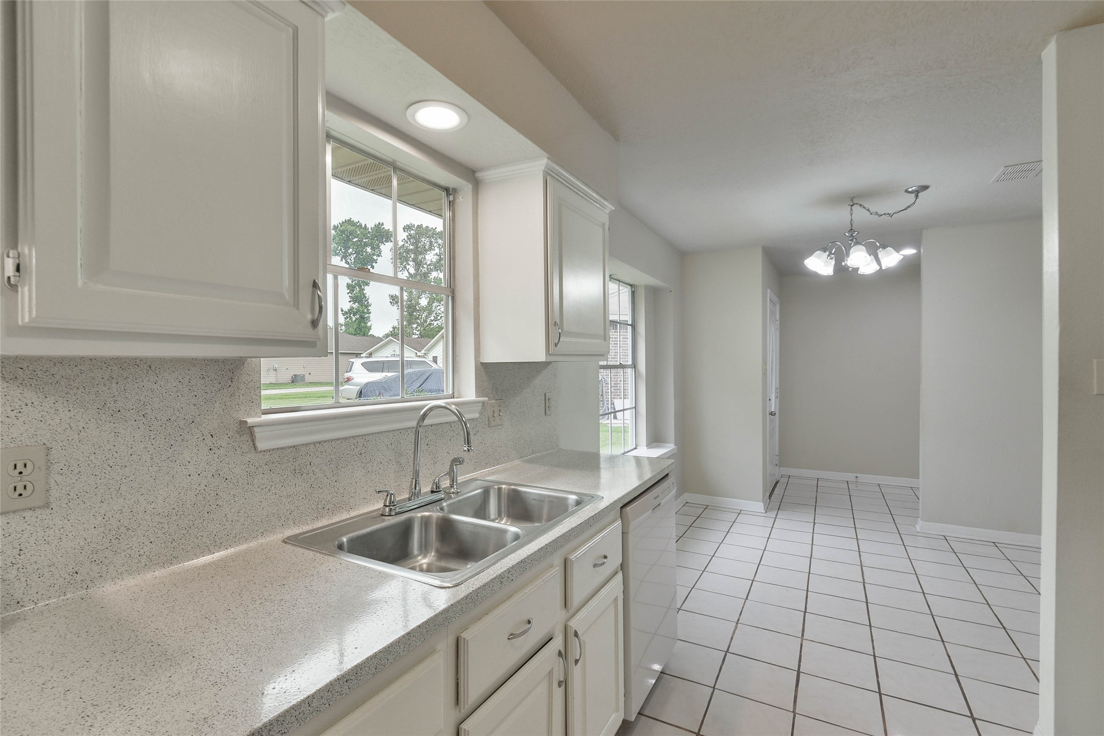 17547 Monsoon Court Property Photo 8