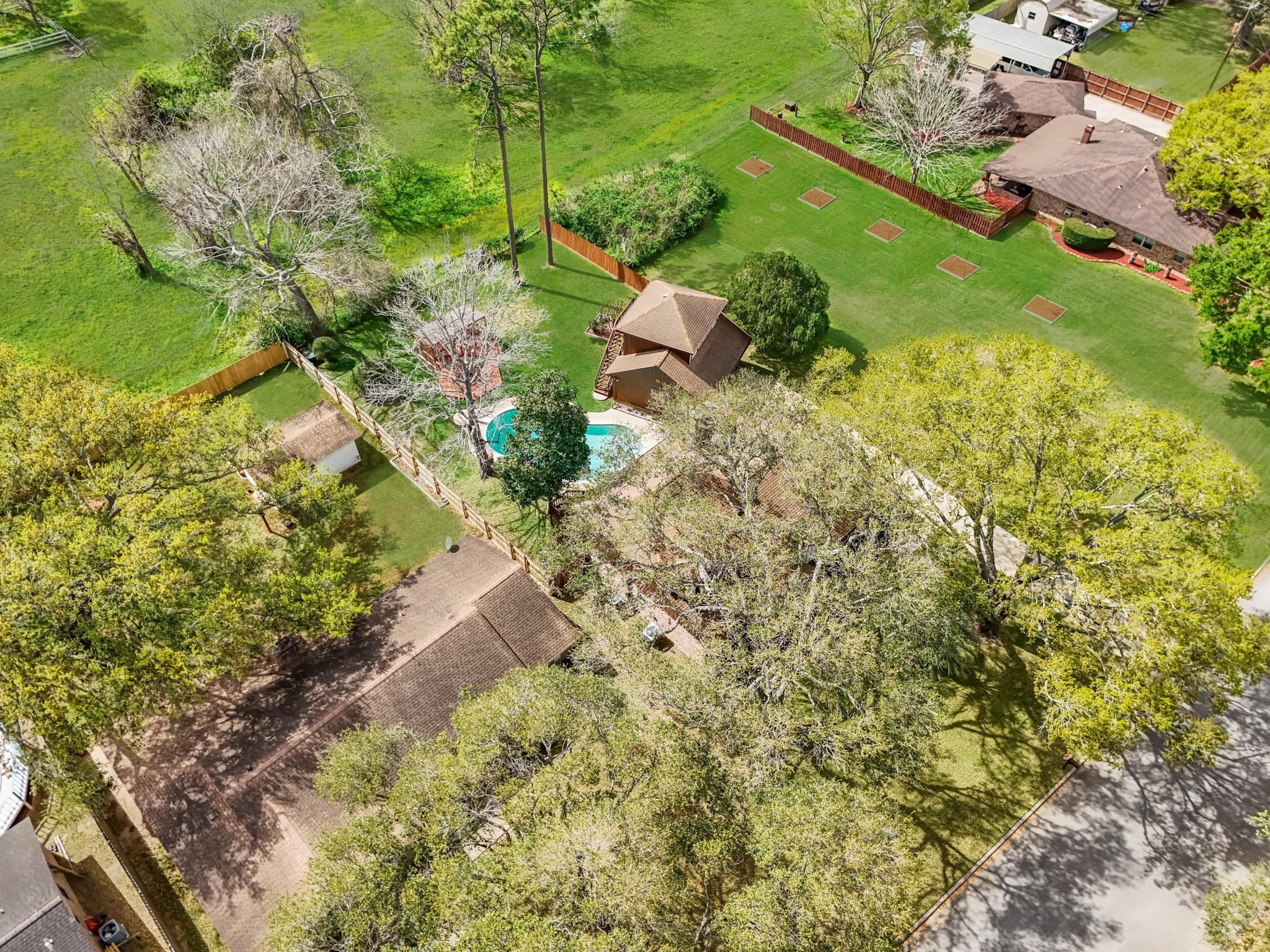 806 Riverside Drive Property Photo 8