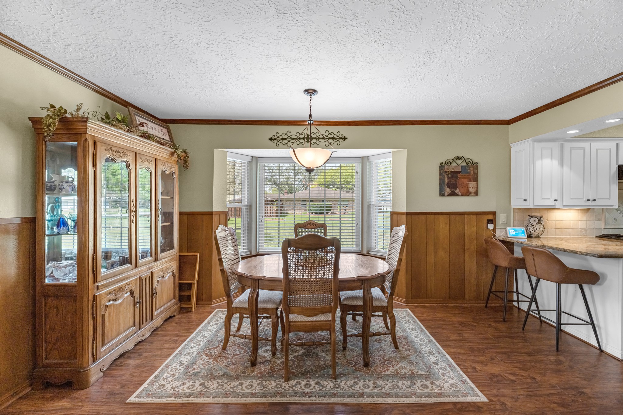 806 Riverside Drive Property Photo 11