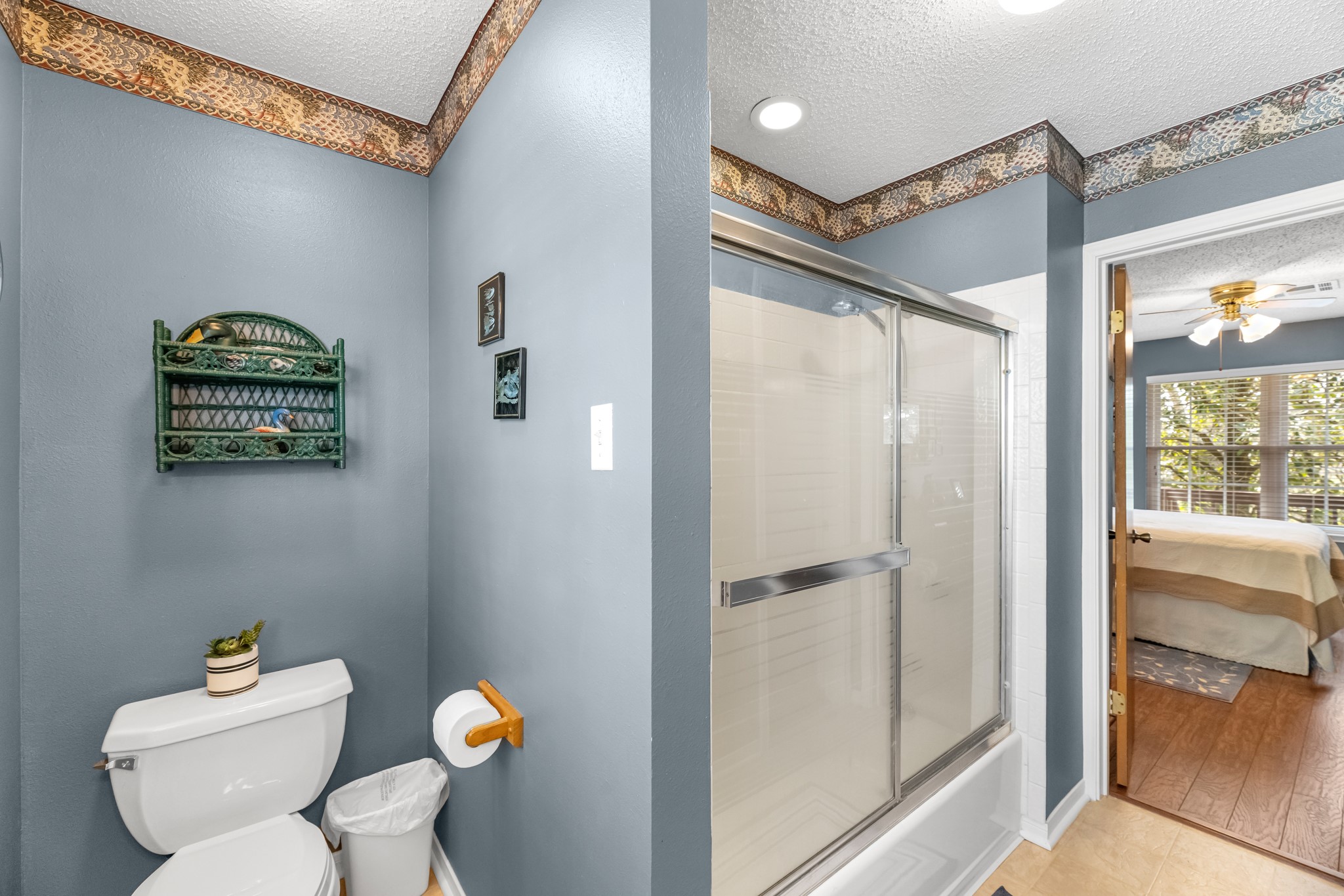 806 Riverside Drive Property Photo 32