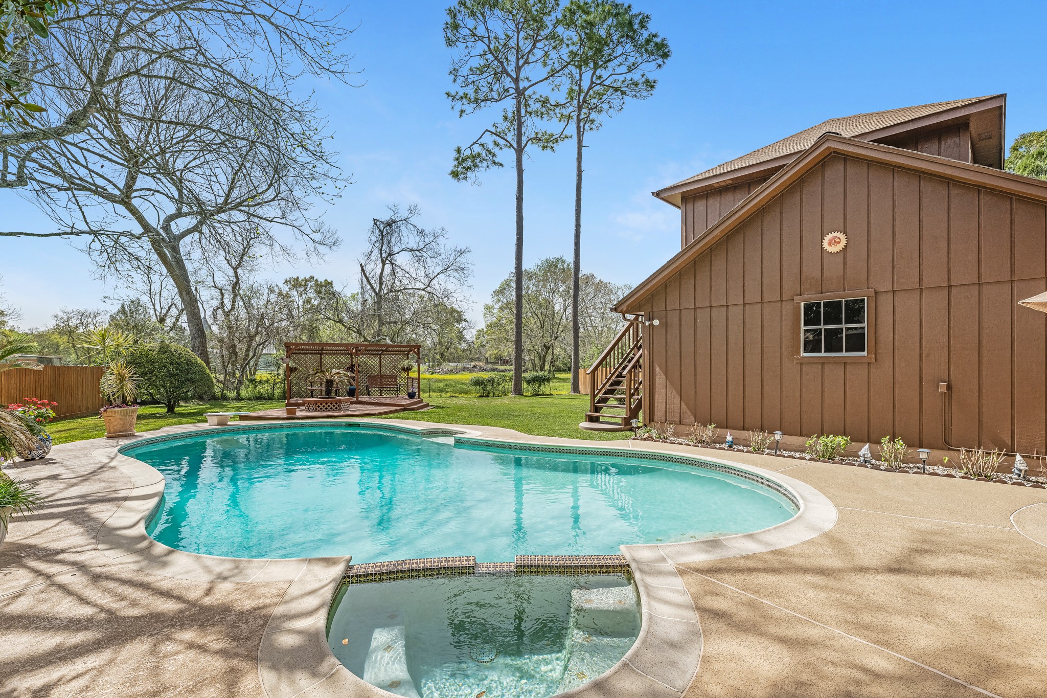 806 Riverside Drive Property Photo 41