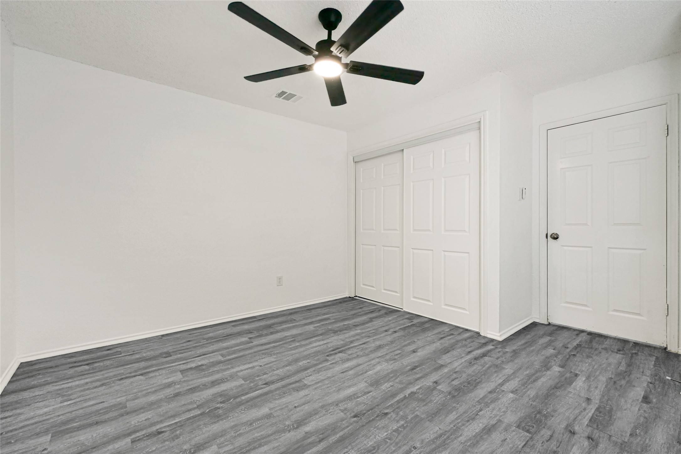 12009 Sandpiper Drive Property Photo 15