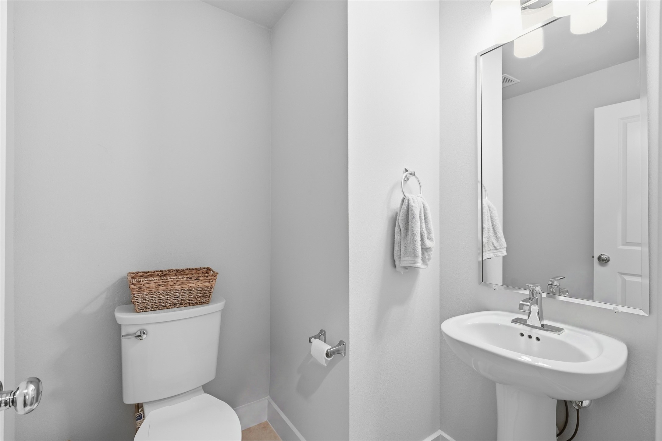 1282 N Post Oak Road A Property Photo 7