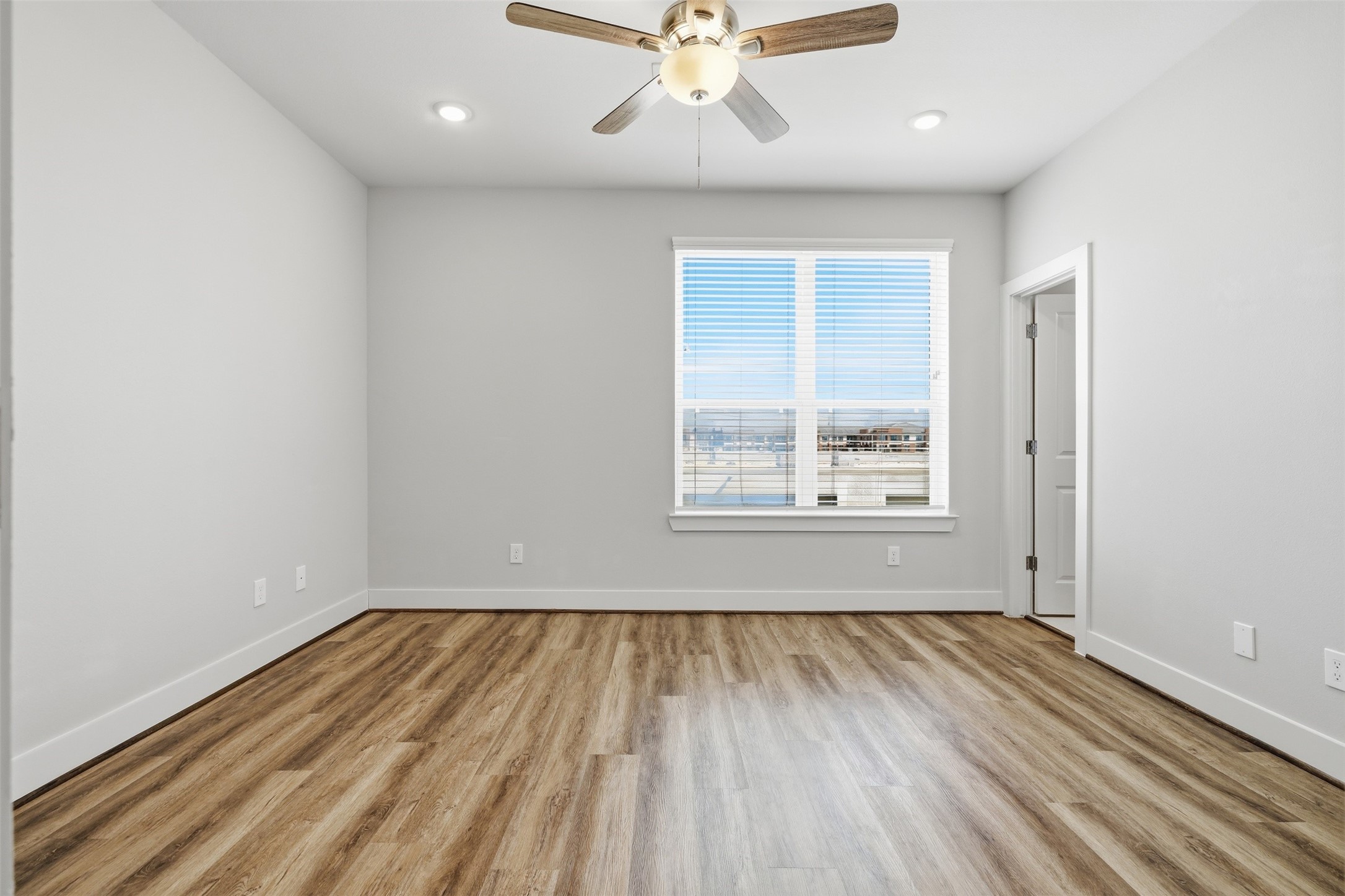 1282 N Post Oak Road A Property Photo 20