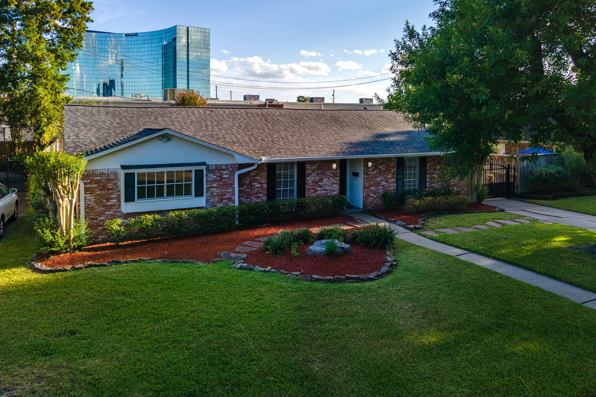 10715 Wickersham Lane Property Photo 8