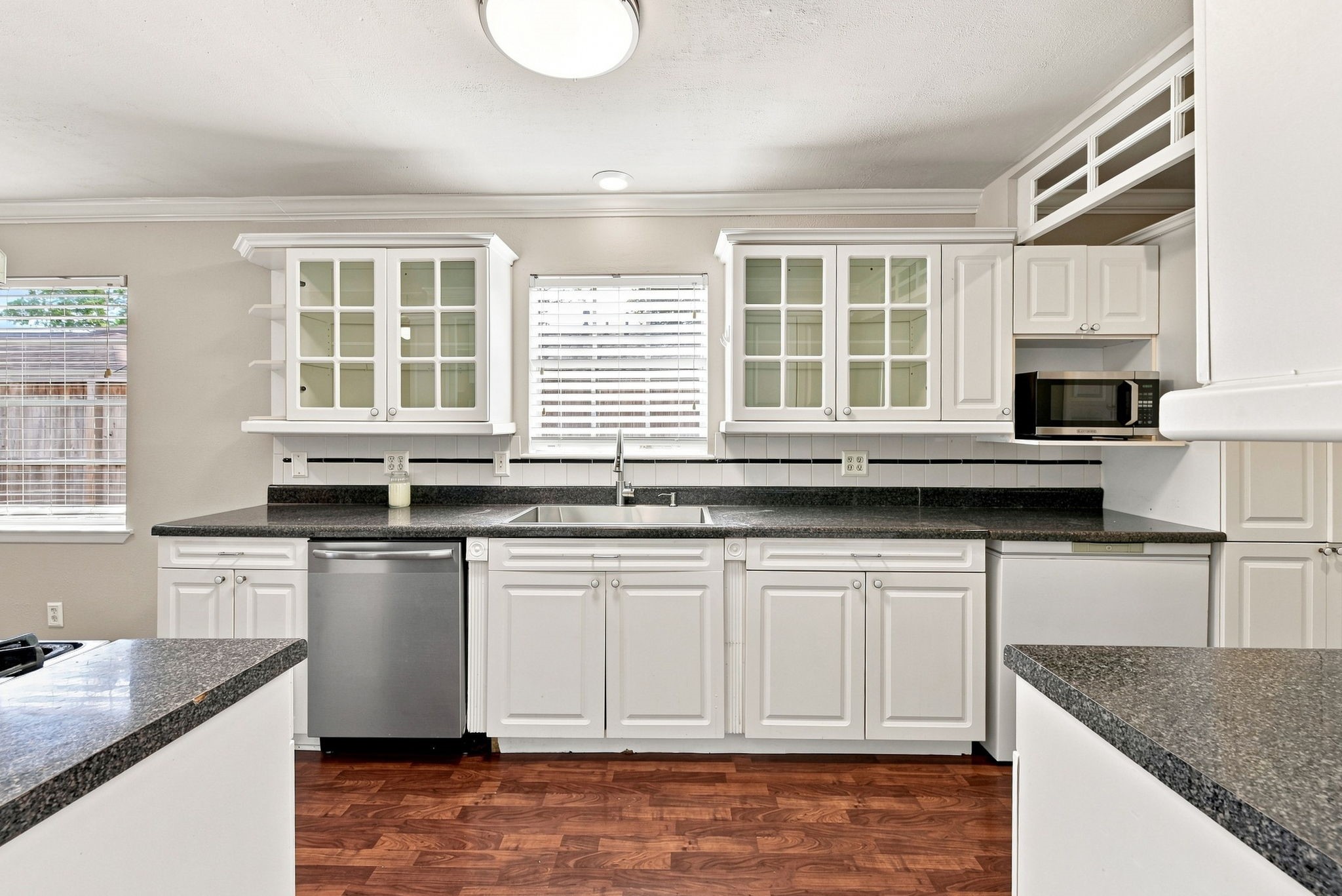 10715 Wickersham Lane Property Photo 14
