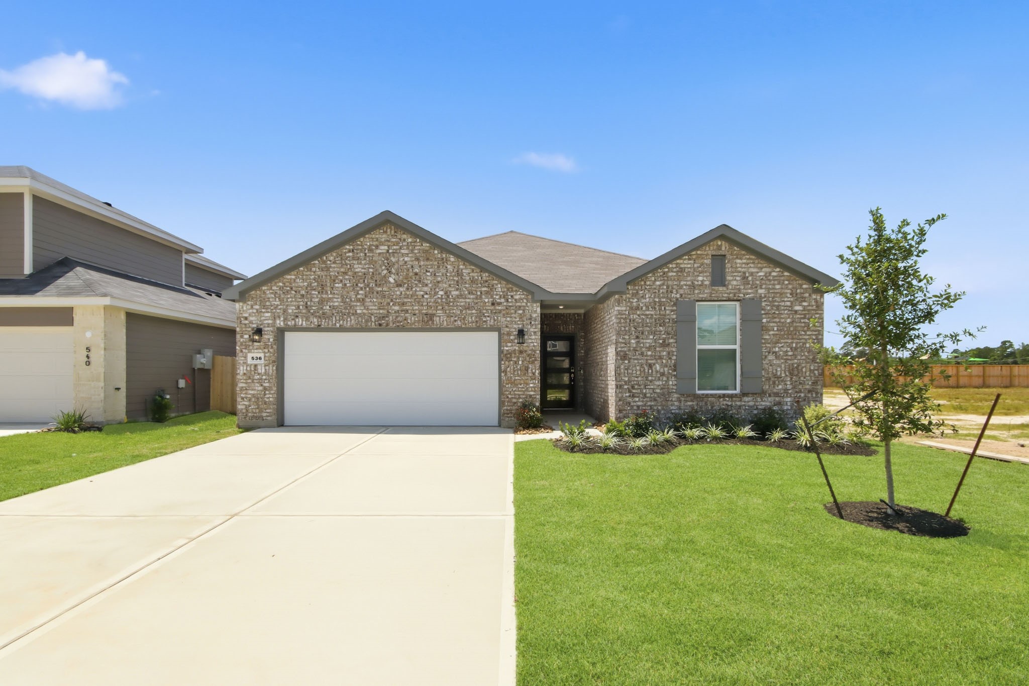 536 Wax Myrtle Way Property Photo 1