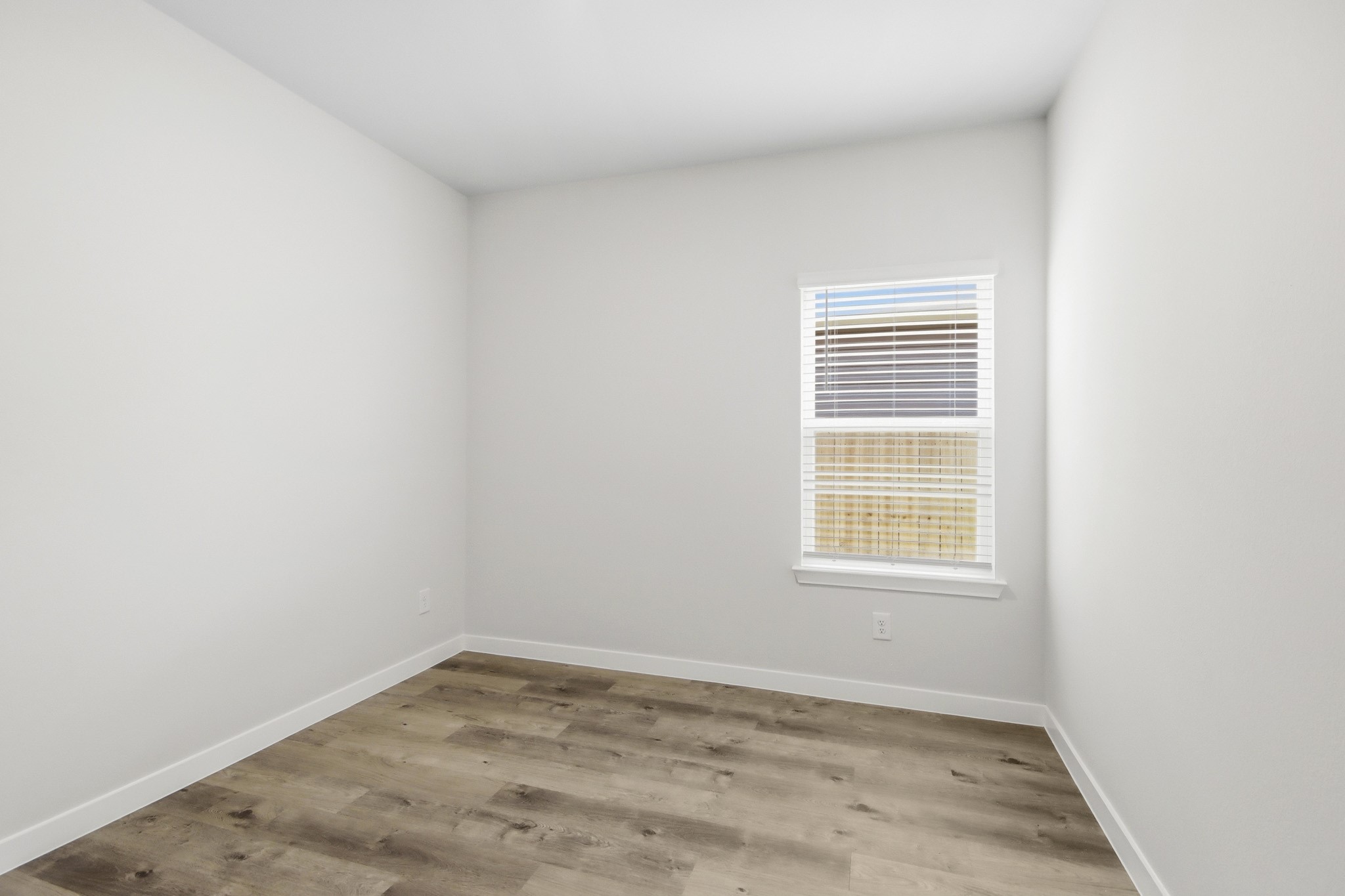 536 Wax Myrtle Way Property Photo 14