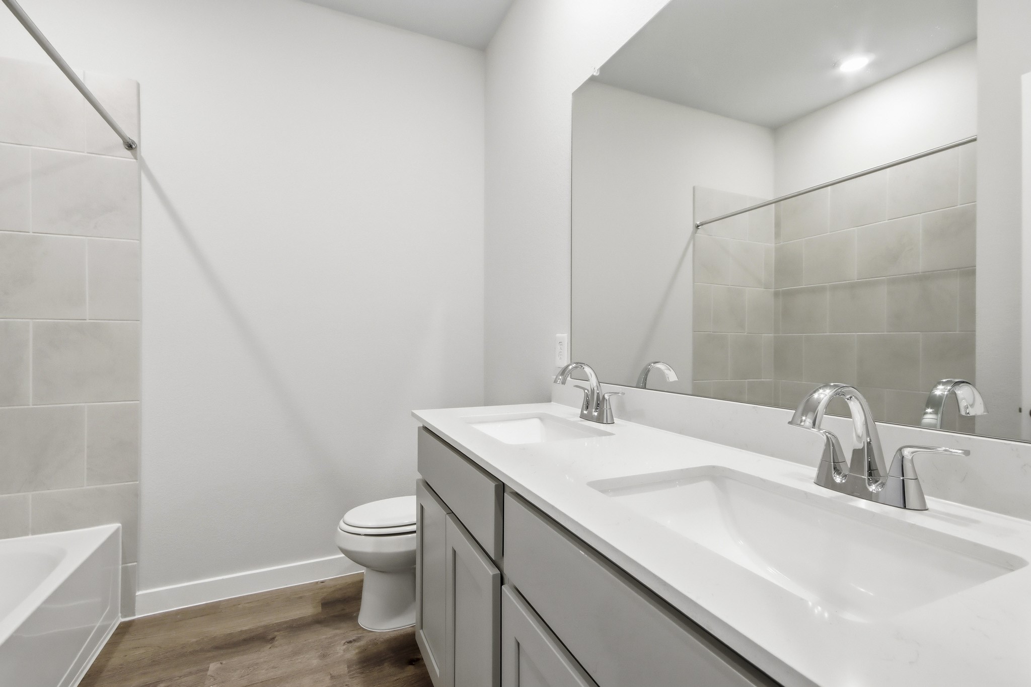 536 Wax Myrtle Way Property Photo 16