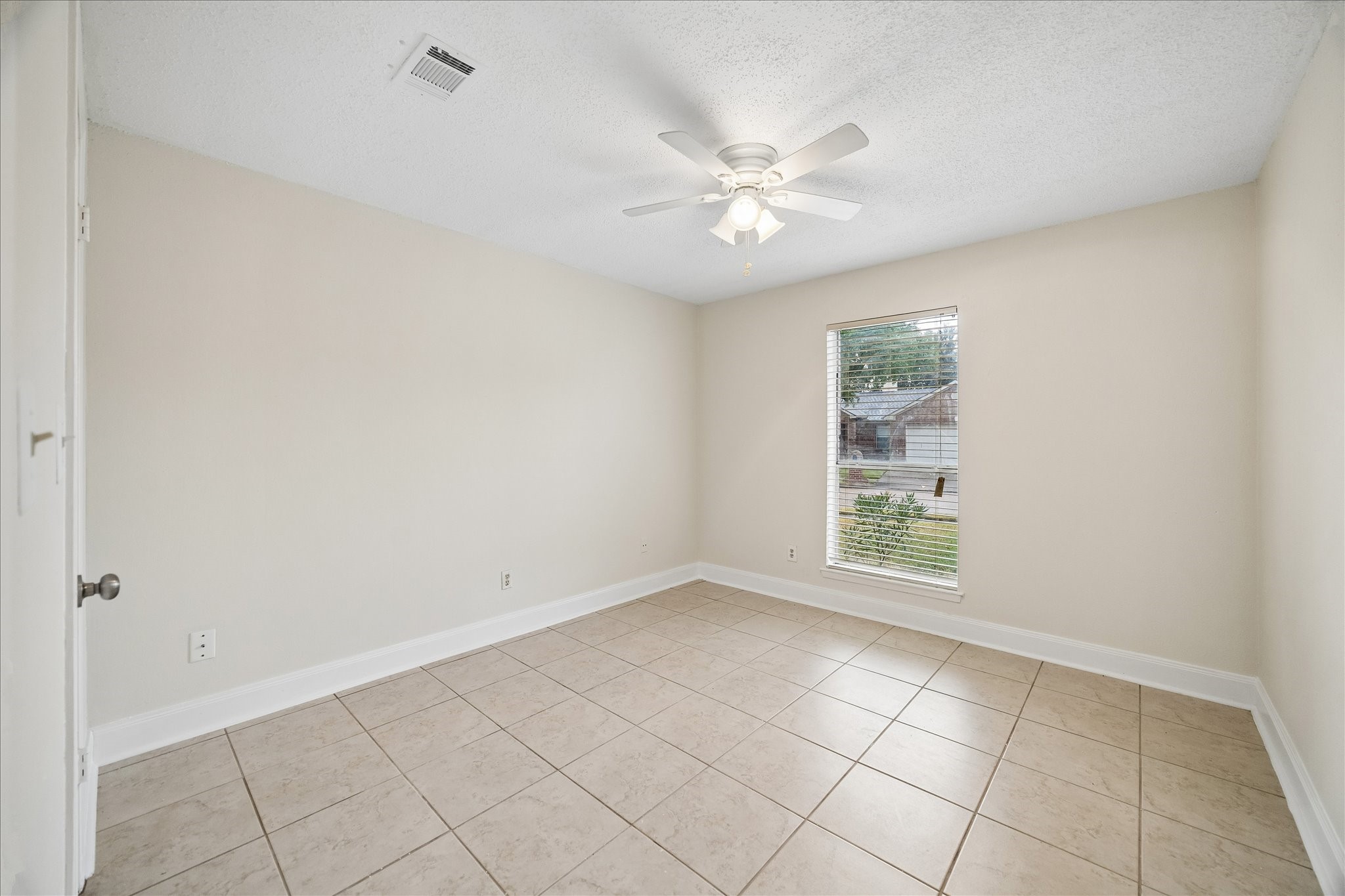 11834 S Fairhollow Lane Property Photo 7