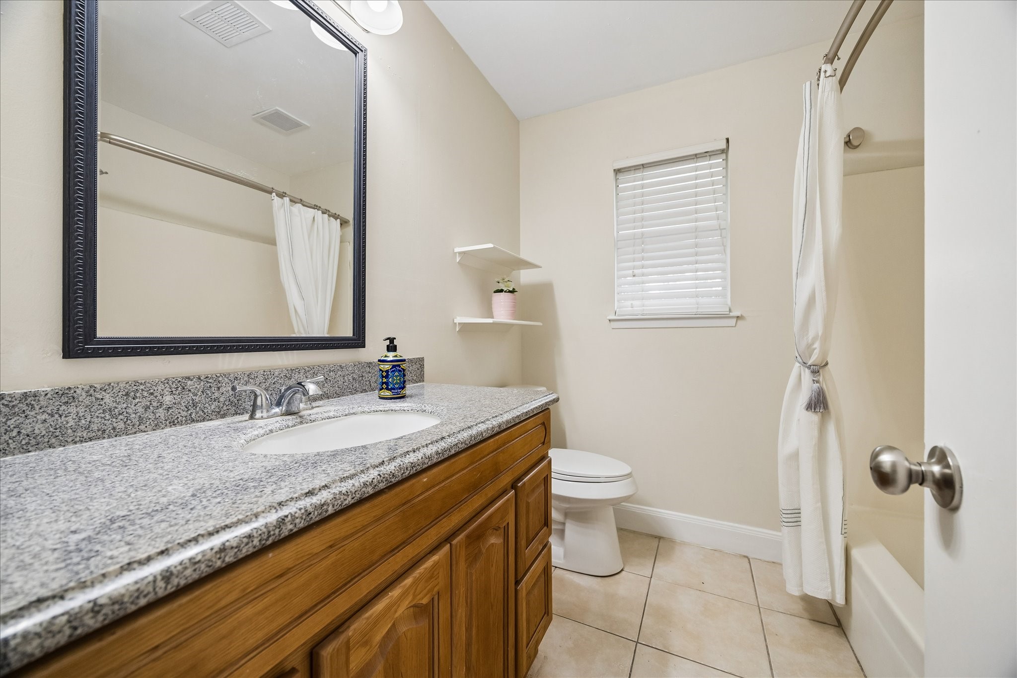11834 S Fairhollow Lane Property Photo 8