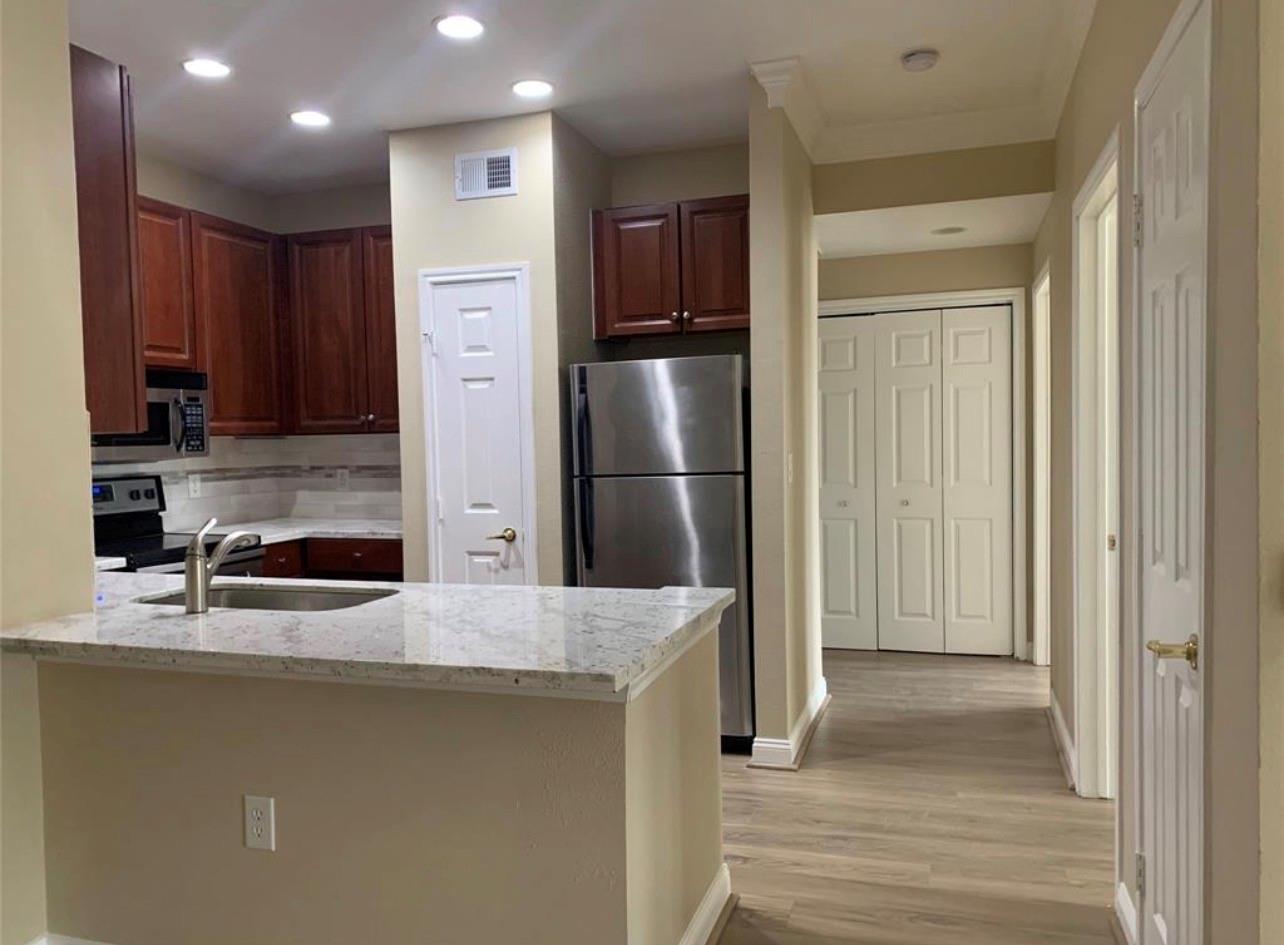 2400 Mccue Road # 438, Houston TX 77056 Property Photo 1
