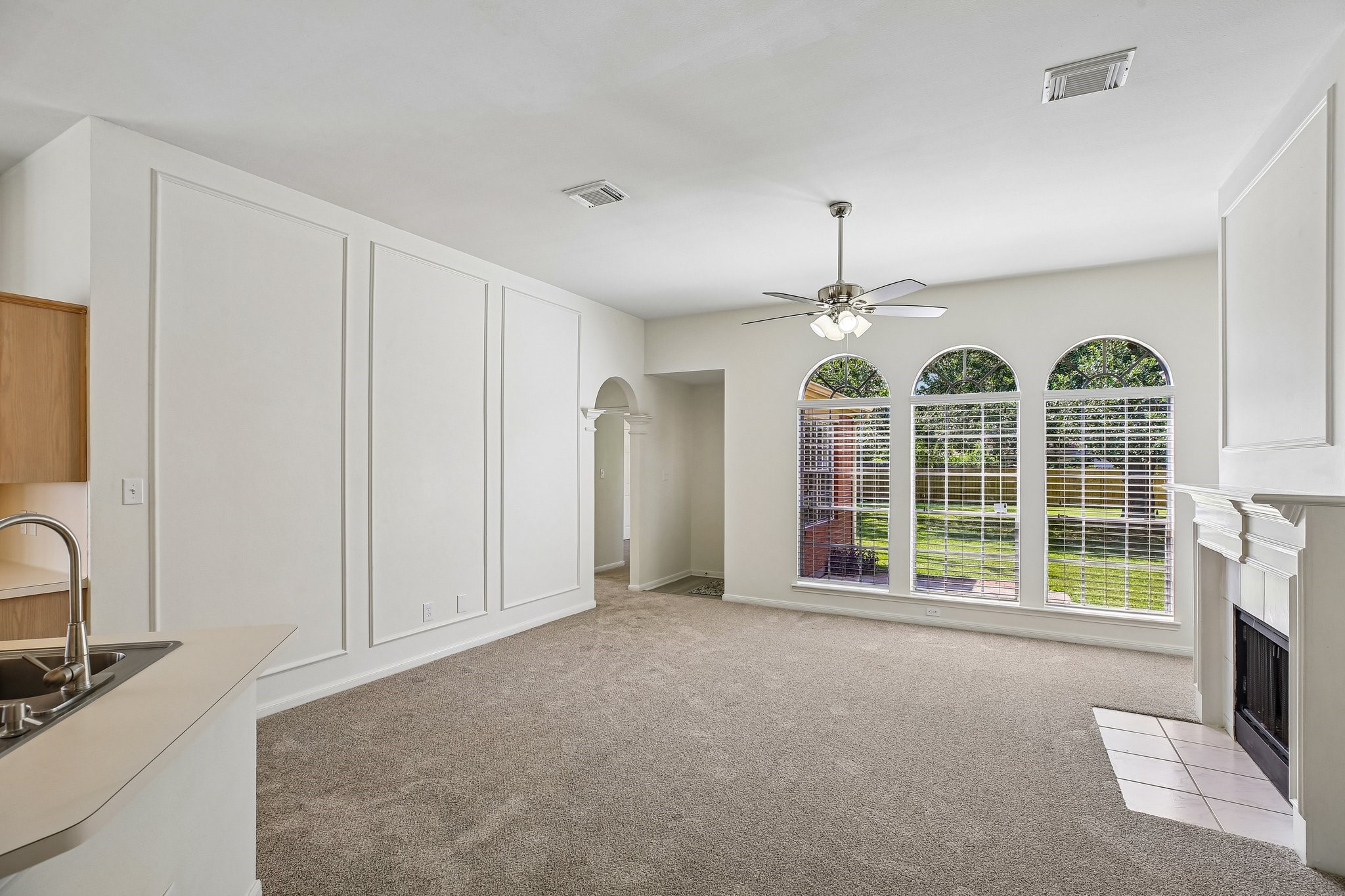 16911 Bouldgreen Property Photo 8