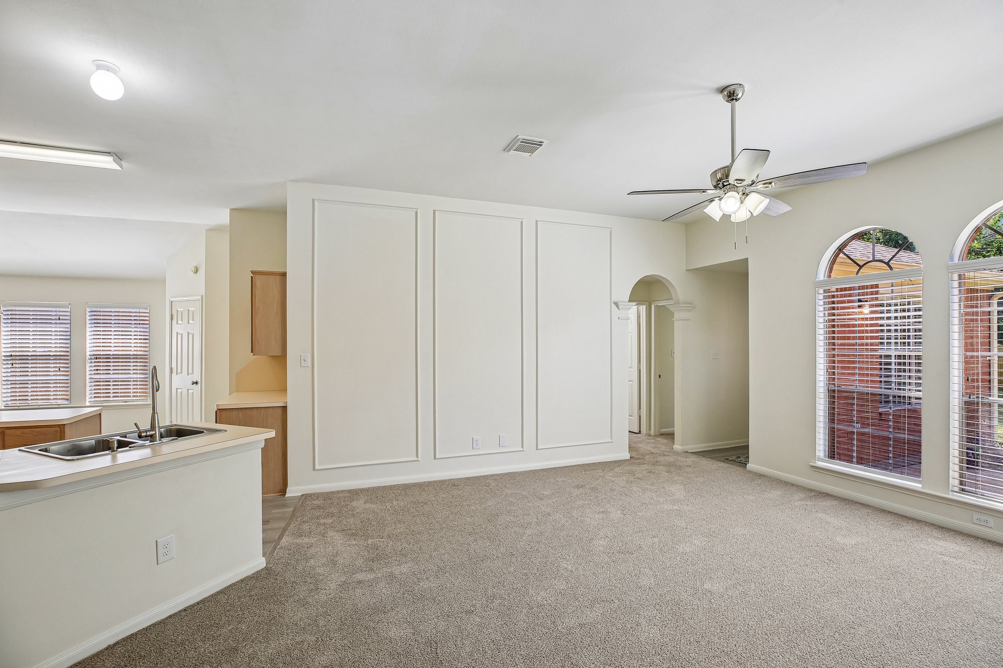 16911 Bouldgreen Property Photo 12