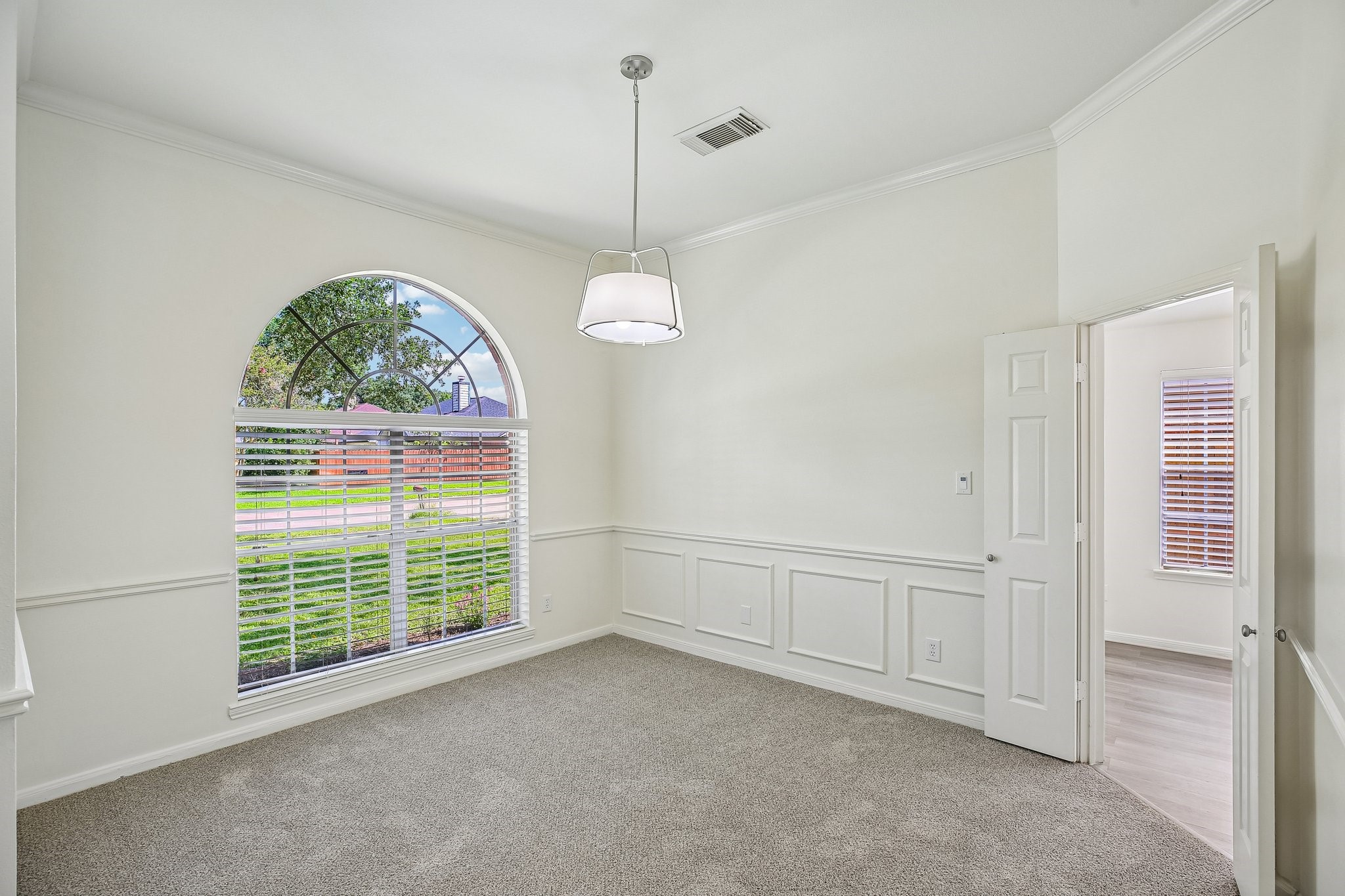 16911 Bouldgreen Property Photo 18