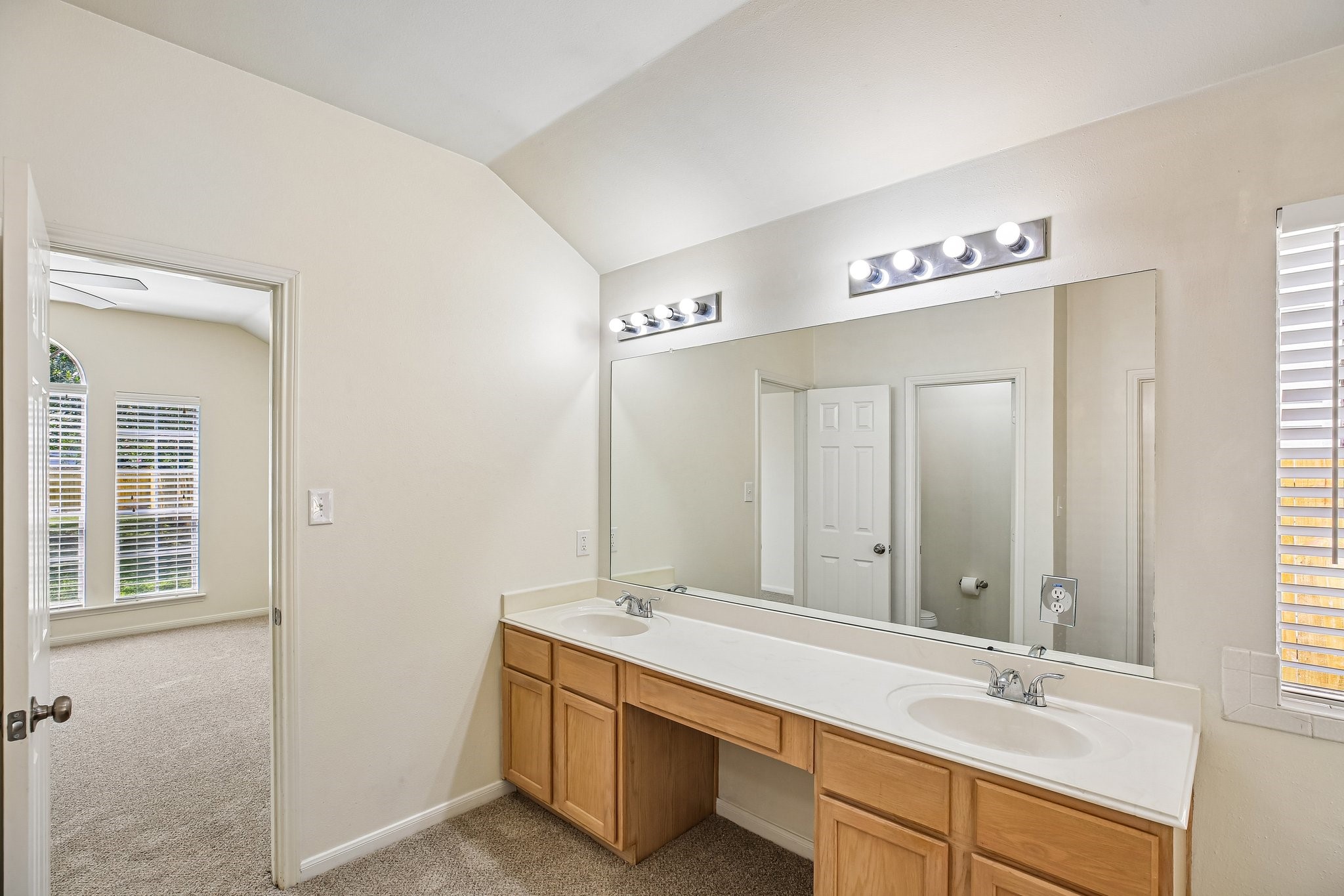 16911 Bouldgreen Property Photo 25