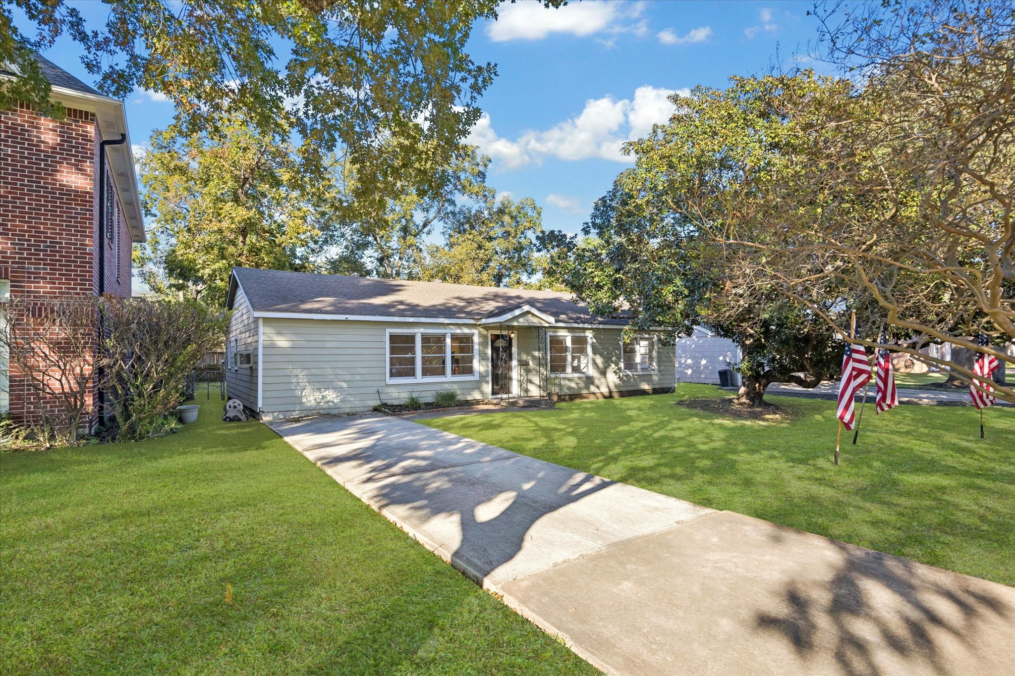 5122 Locust Street Property Photo 2