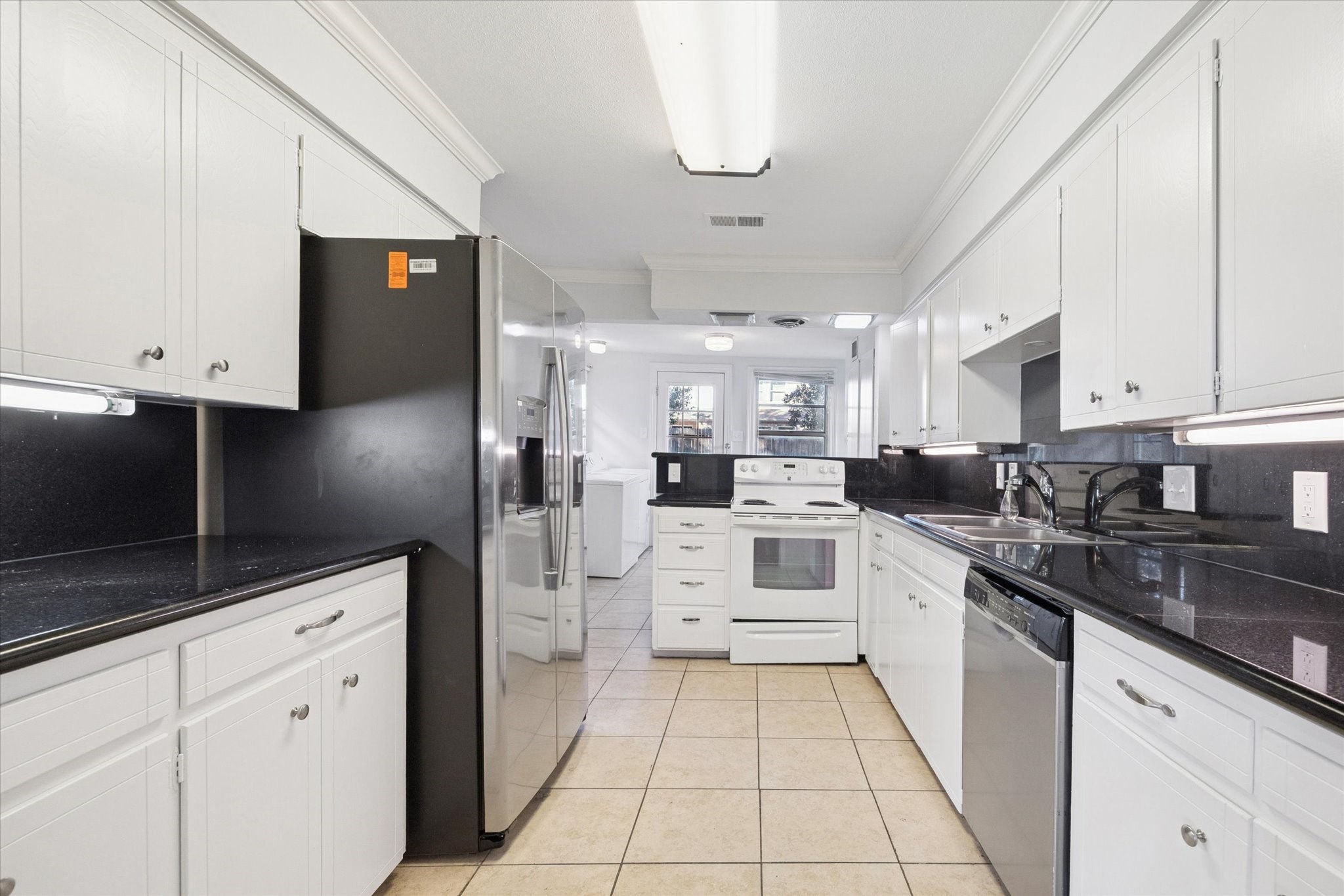 5122 Locust Street Property Photo 12