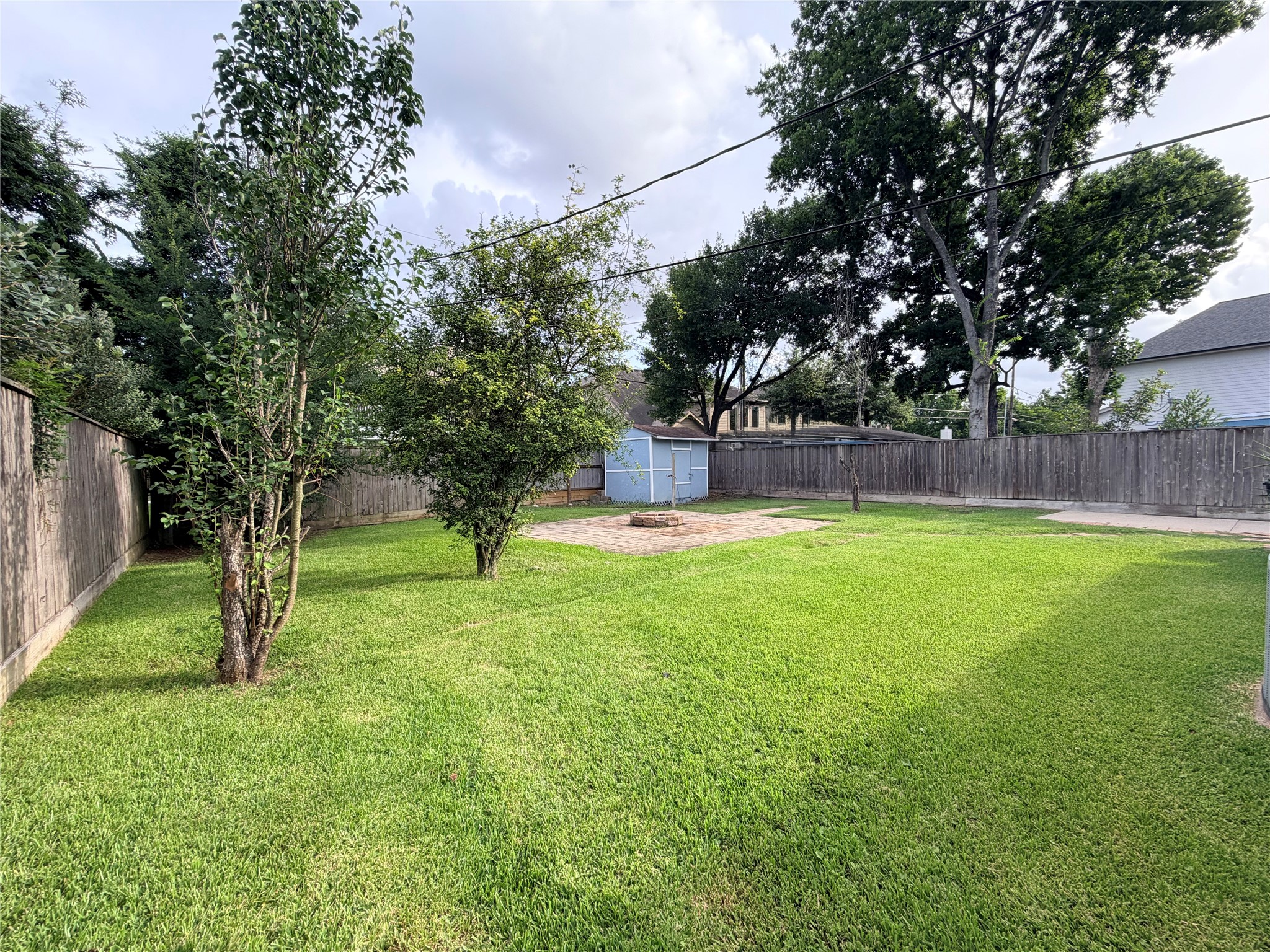 1631 Chantilly Lane Property Photo 24