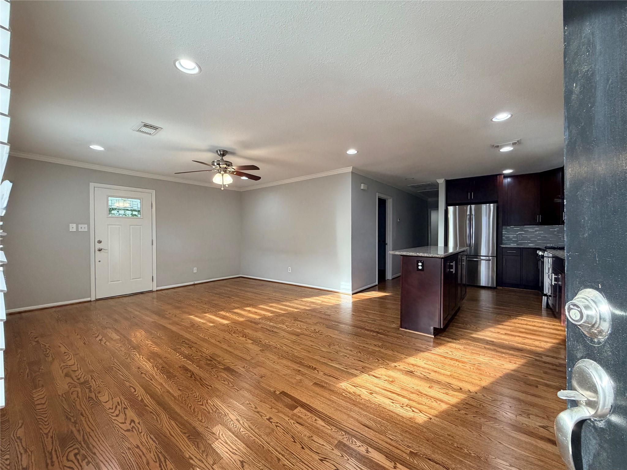 1631 Chantilly Lane Property Photo 26