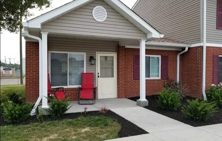 15 N Orchard Ln Property Photo 1