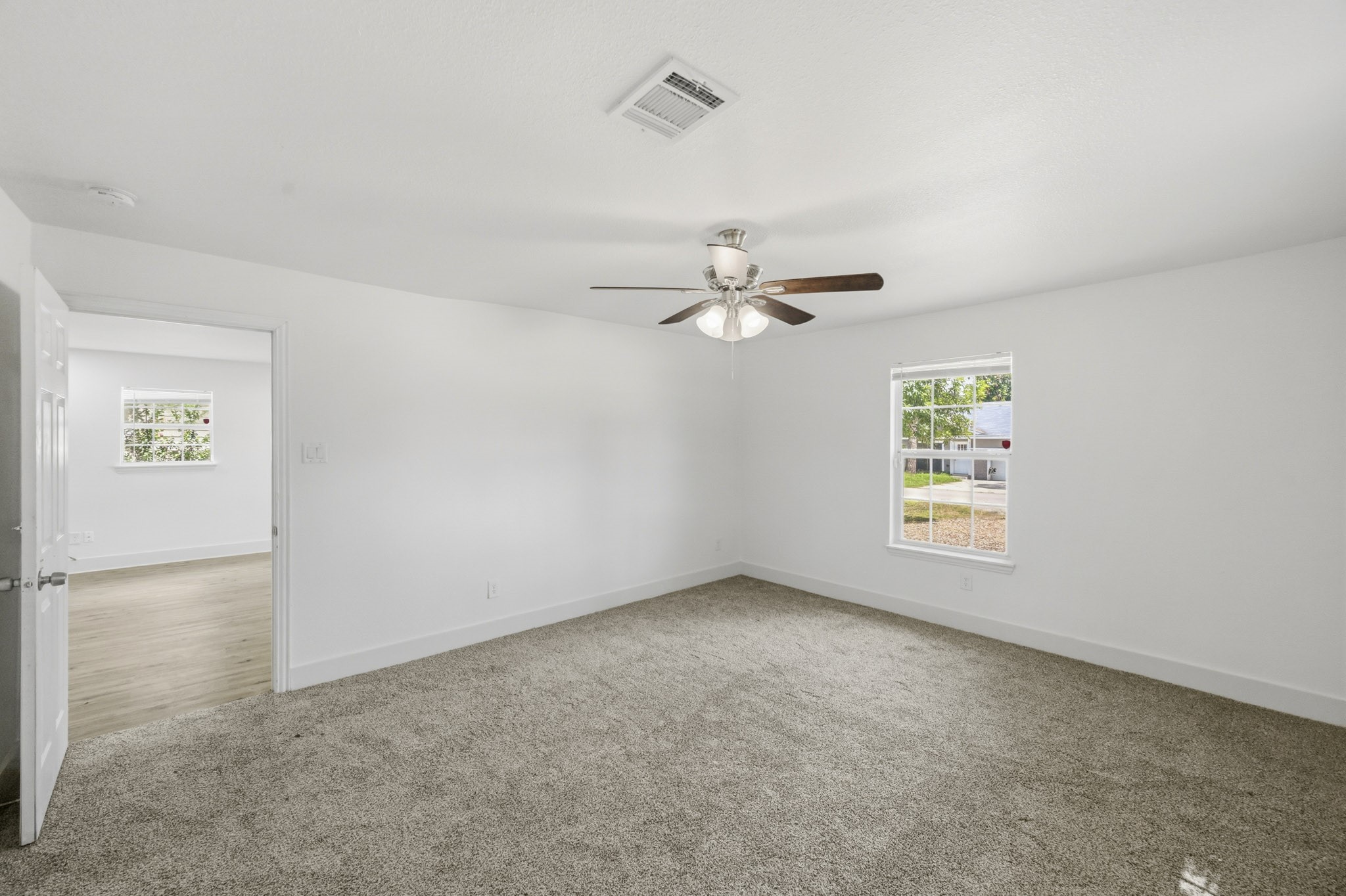 1501 Maiden Lane Property Photo 14