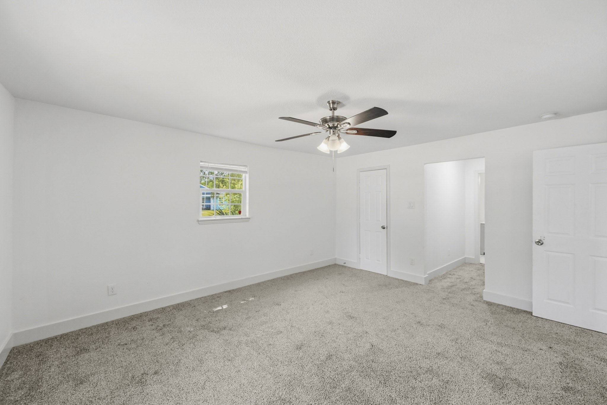 1501 Maiden Lane Property Photo 16