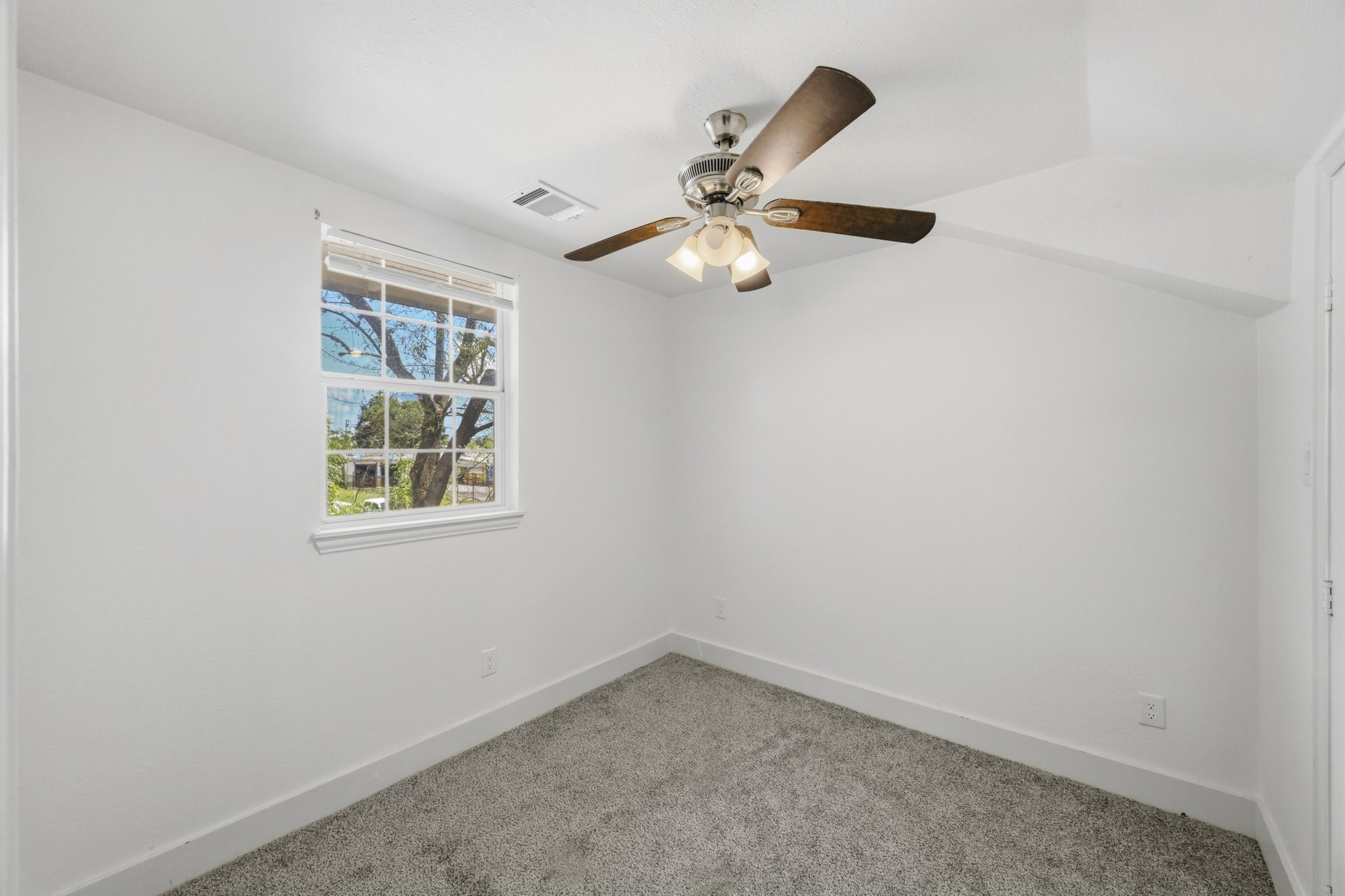 1501 Maiden Lane Property Photo 19