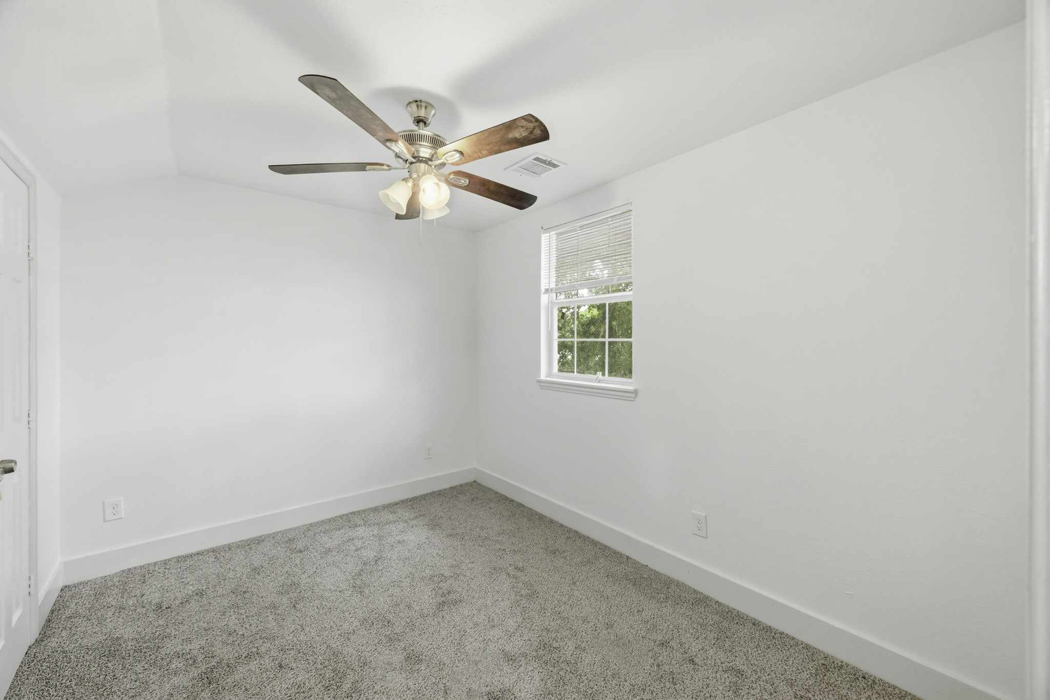 1501 Maiden Lane Property Photo 21