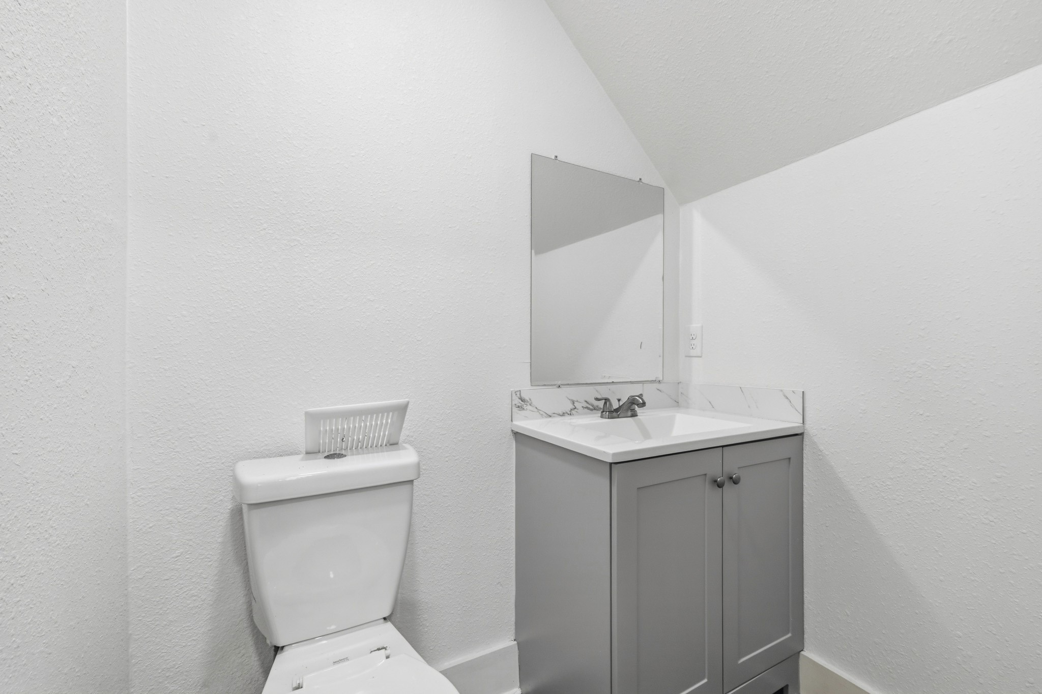 1501 Maiden Lane Property Photo 23