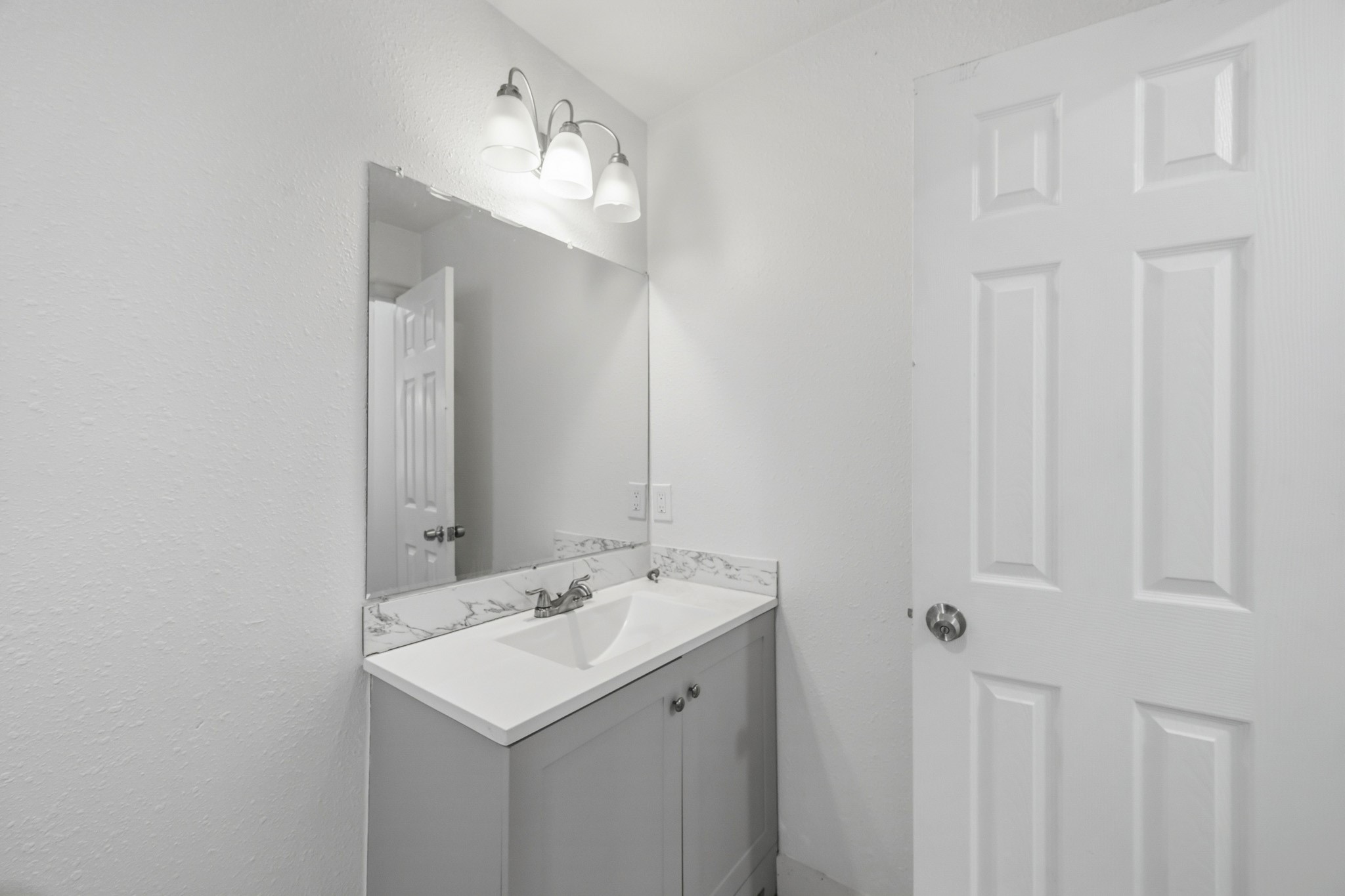 1501 Maiden Lane Property Photo 24