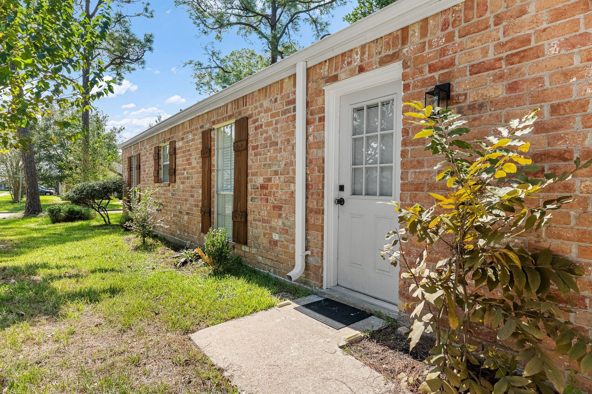 13902 Wickersham Lane Property Photo 30