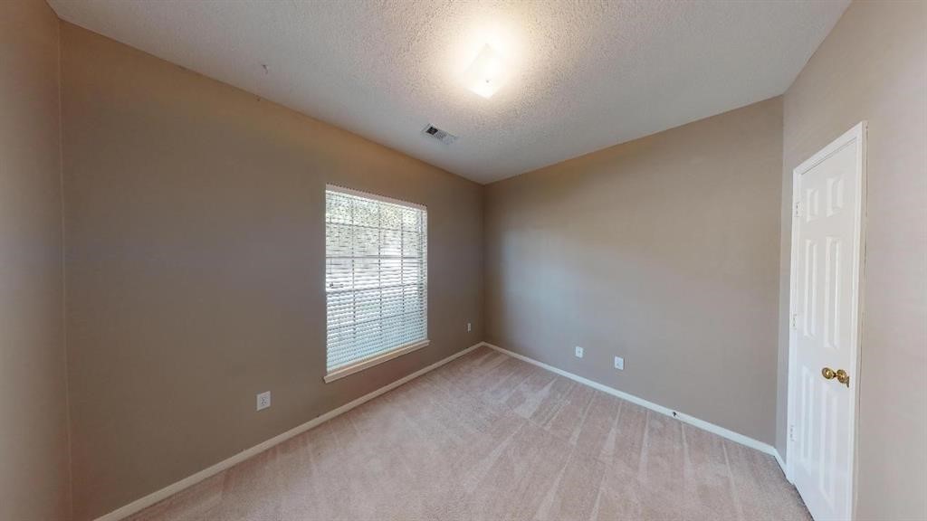 1410 Chesterpoint Drive Property Photo 10