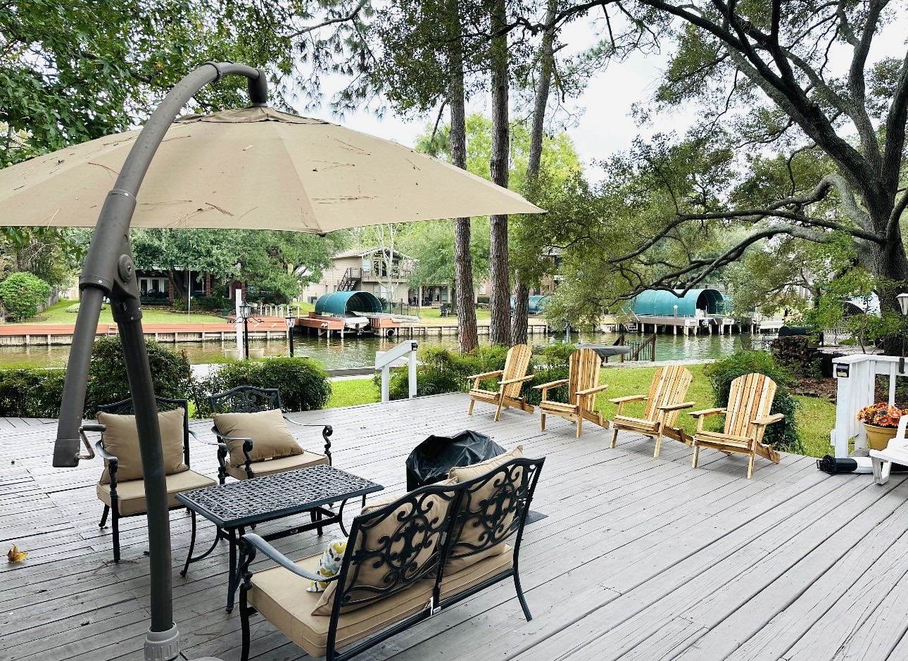 3007 Willowbend Road Property Photo 6