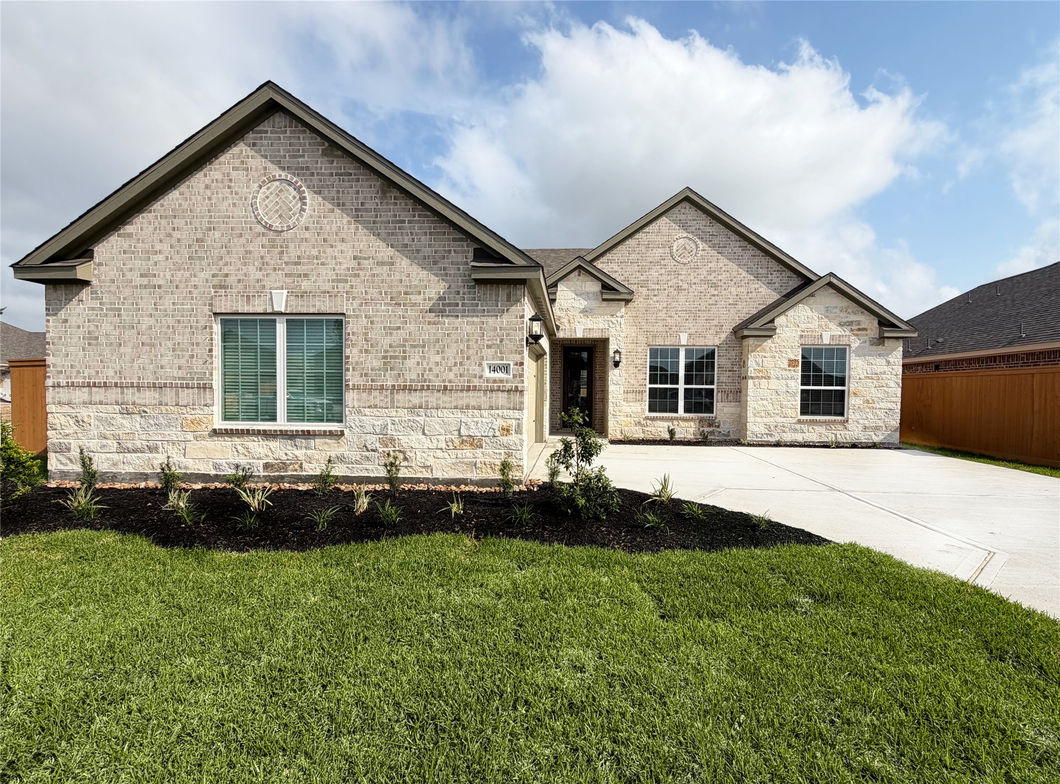 14001 Starboard Reach Drive Property Photo 1