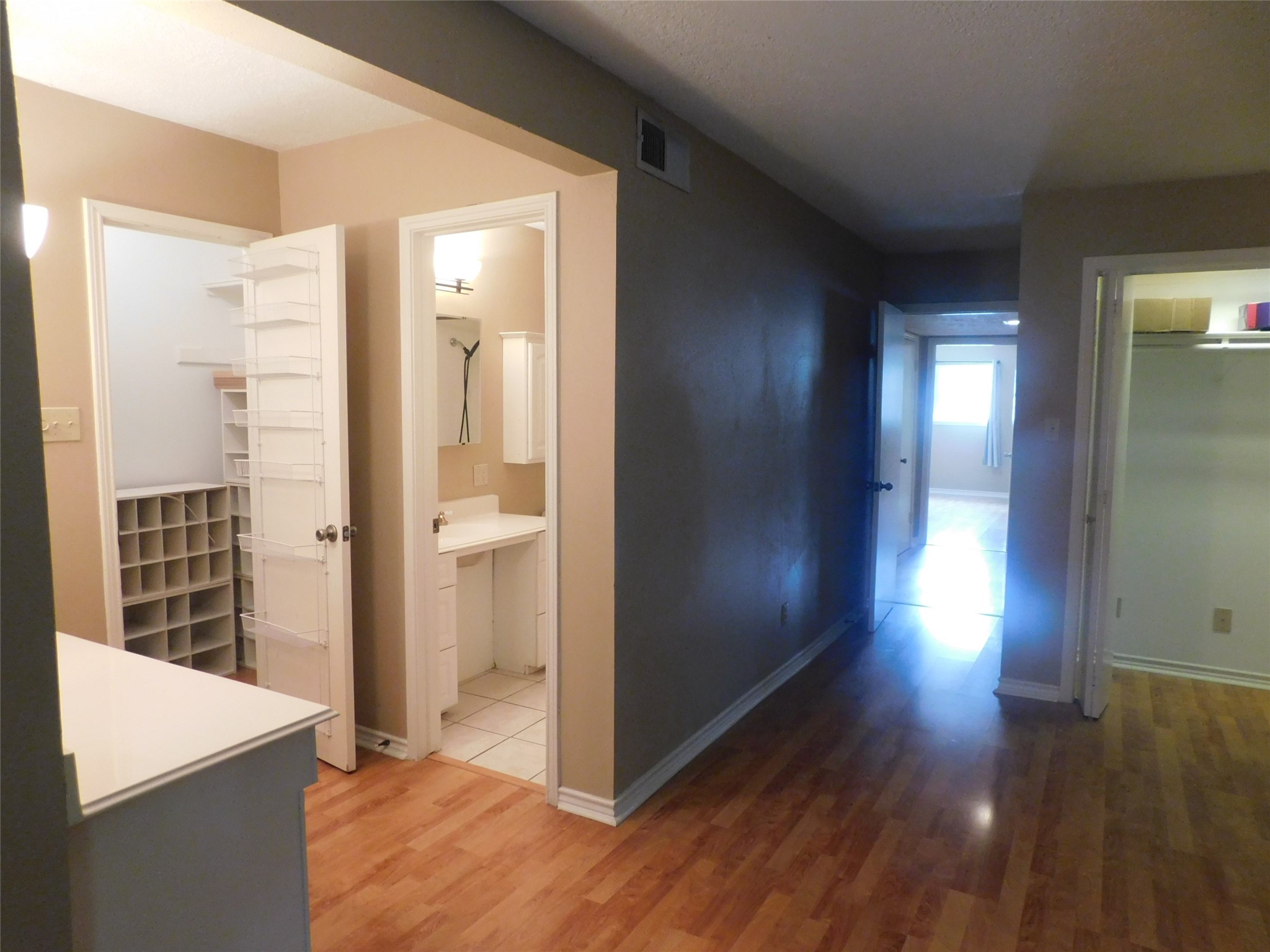 472 N Post Oak Lane Property Photo 47