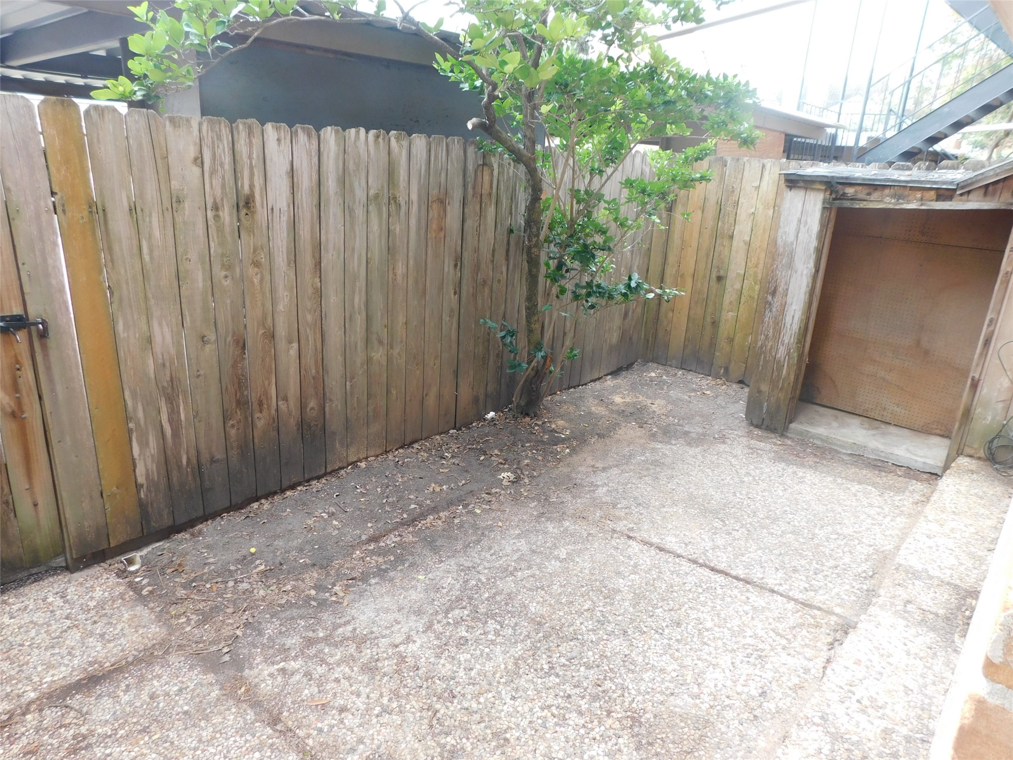 472 N Post Oak Lane Property Photo 50