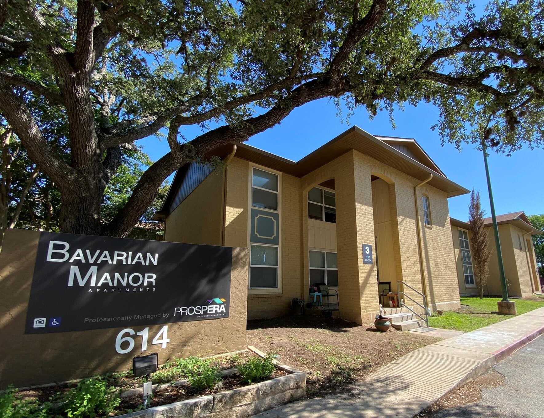 614 Bavarian Drive Property Photo 1