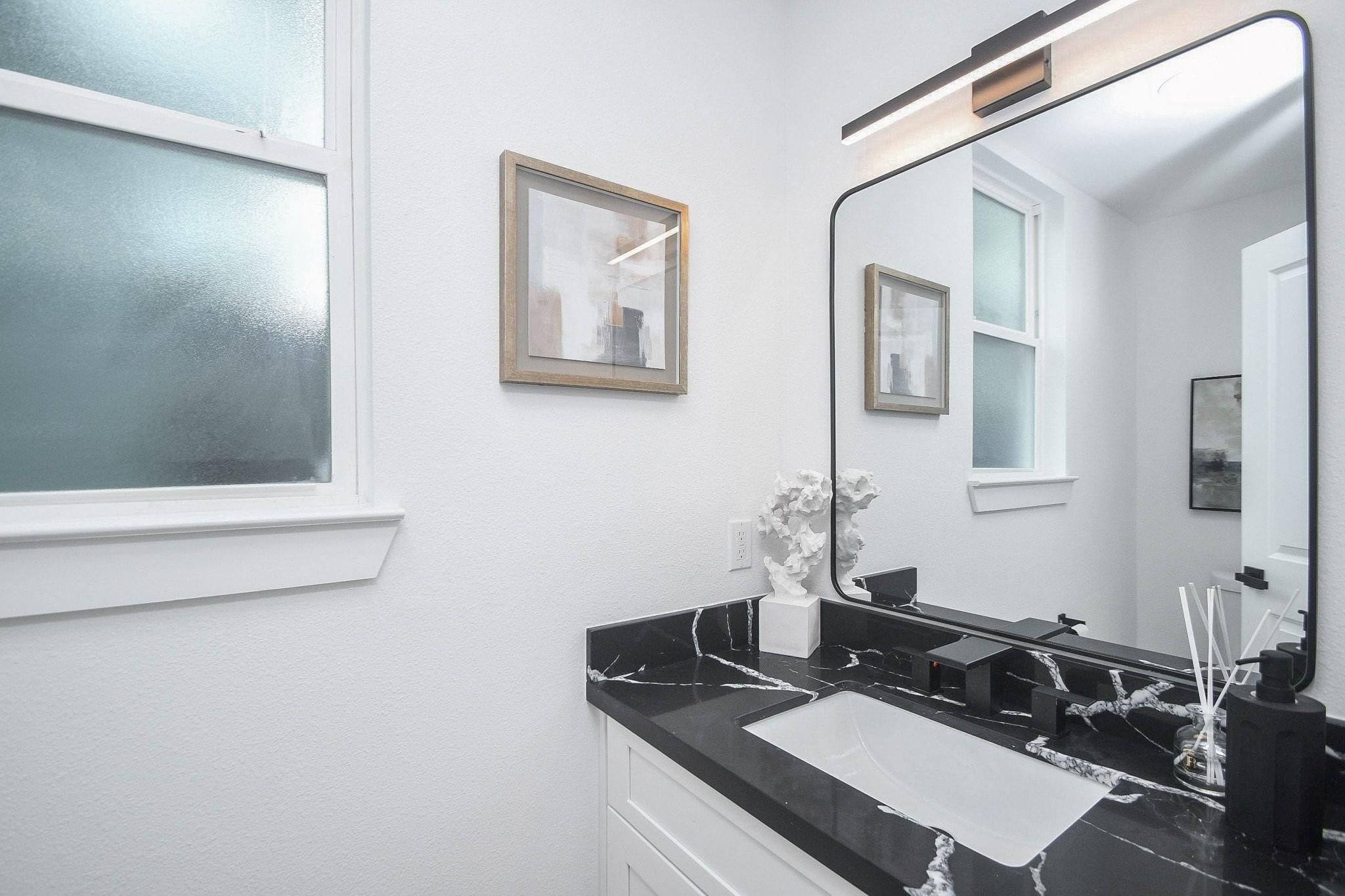 6537 Sealey Street, Houston Tx 77091 Property Photo 17