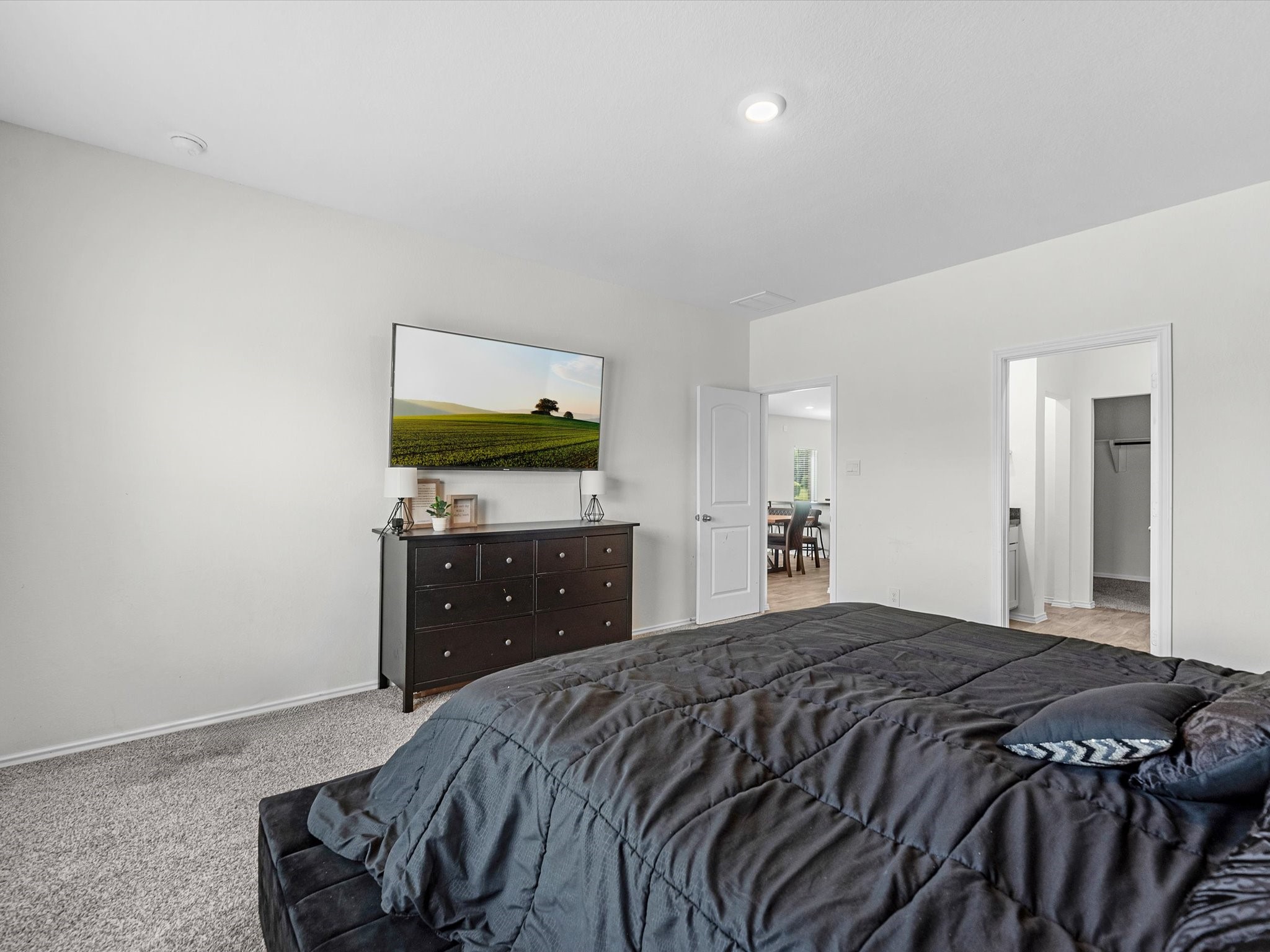 5455 Pinetree Crescent Lane Property Photo 15
