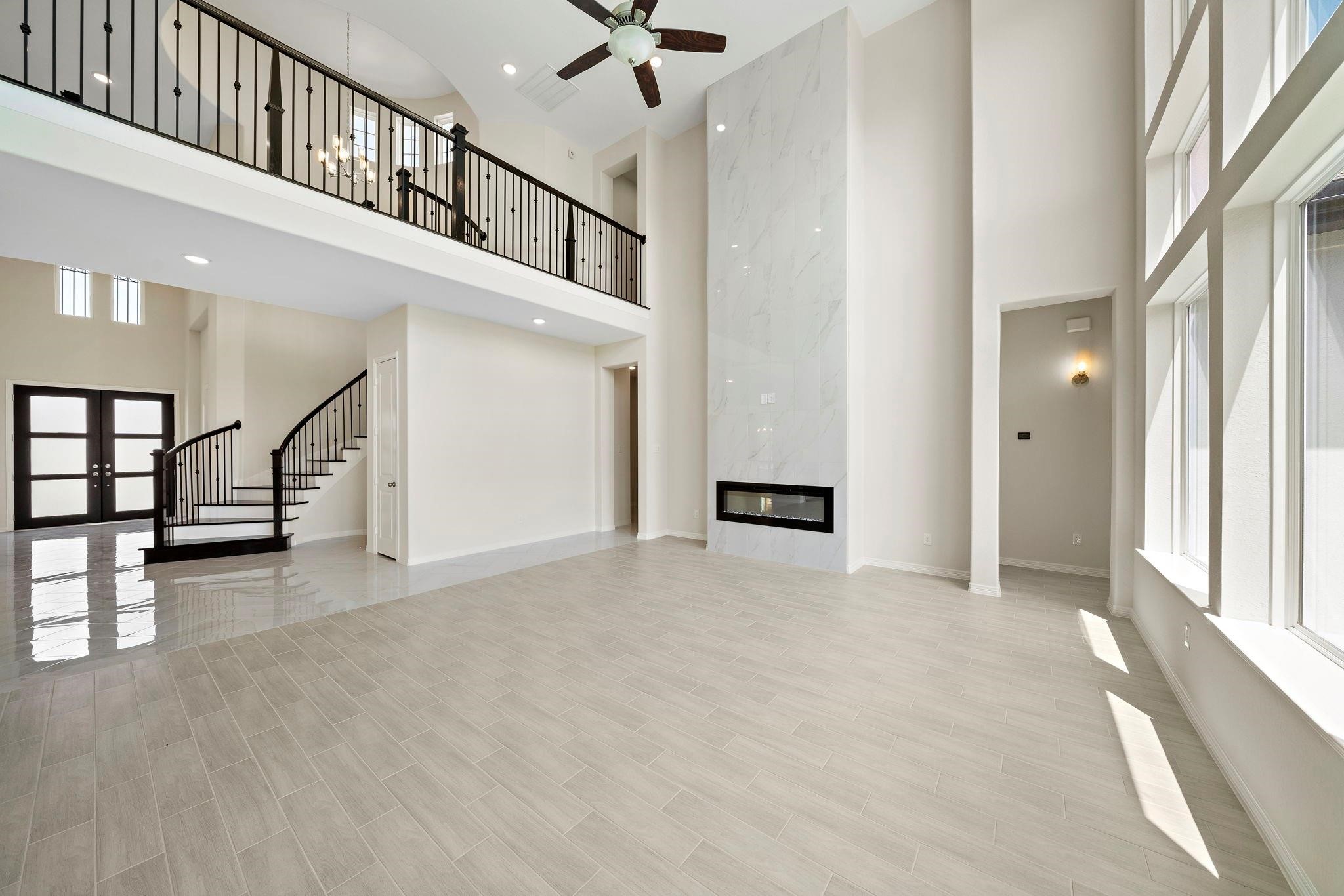 9806 Oakwood Trail Property Photo 6