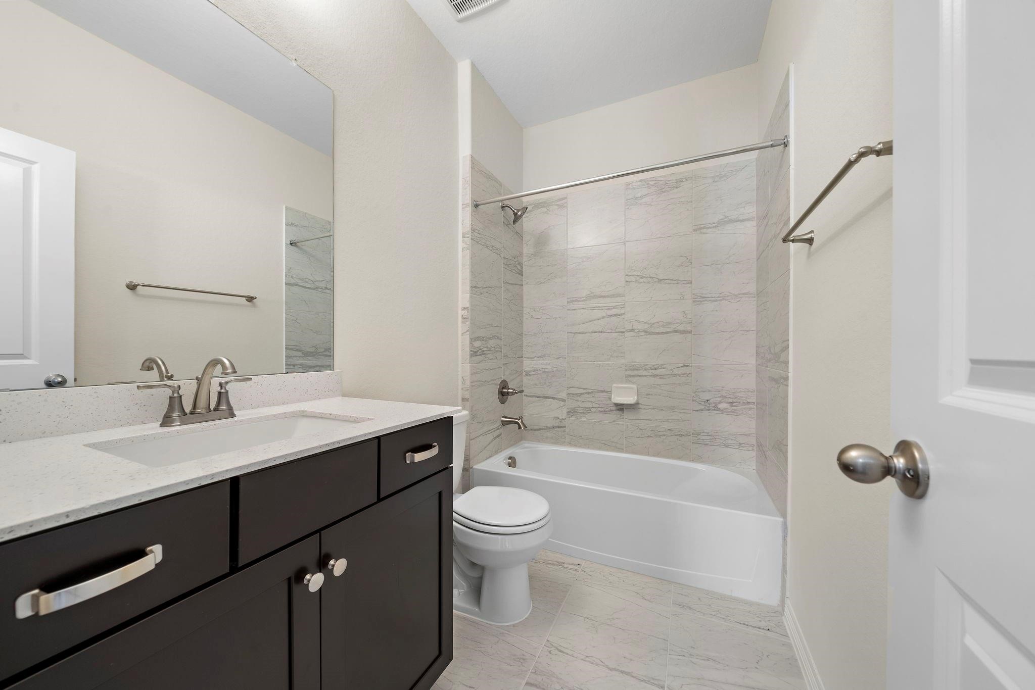 9806 Oakwood Trail Property Photo 35