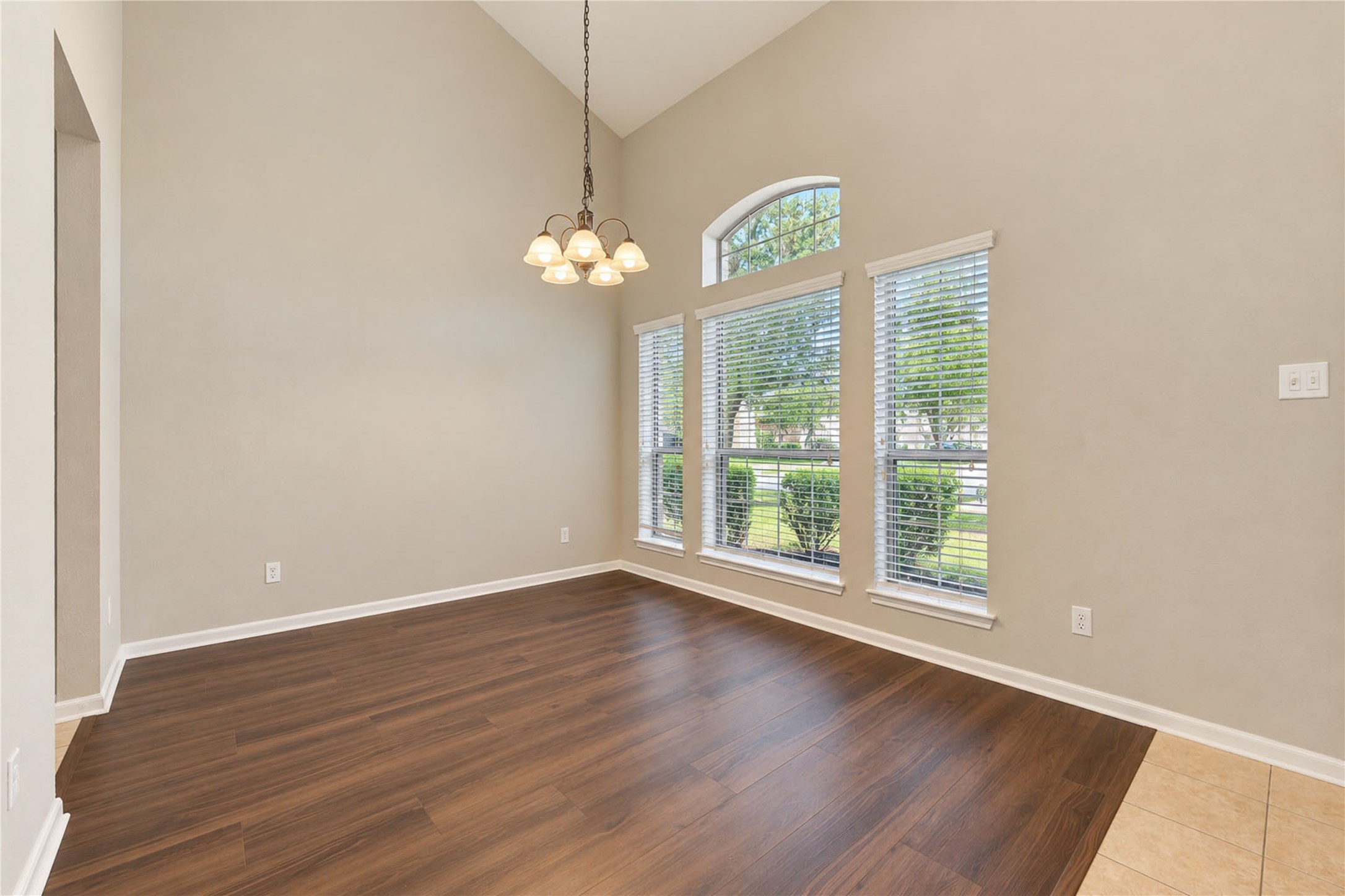 7419 Riven Oaks Court Property Photo 7