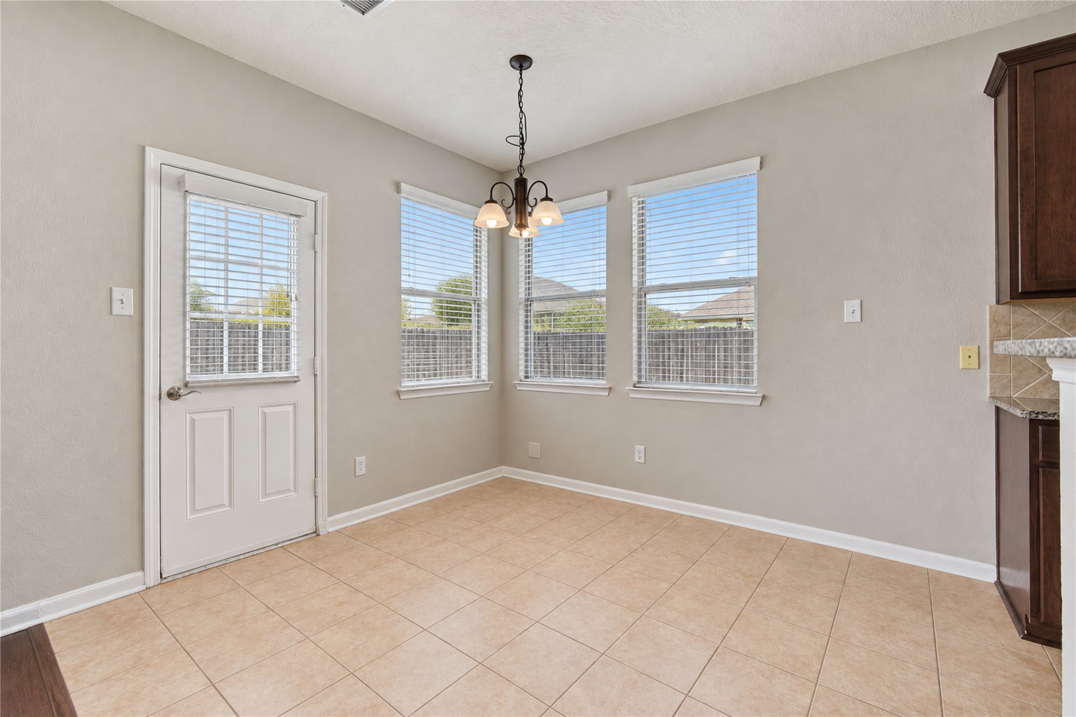 7419 Riven Oaks Court Property Photo 13