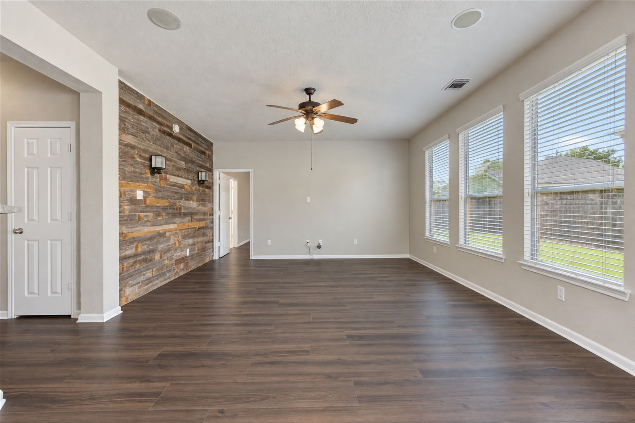 7419 Riven Oaks Court Property Photo 17