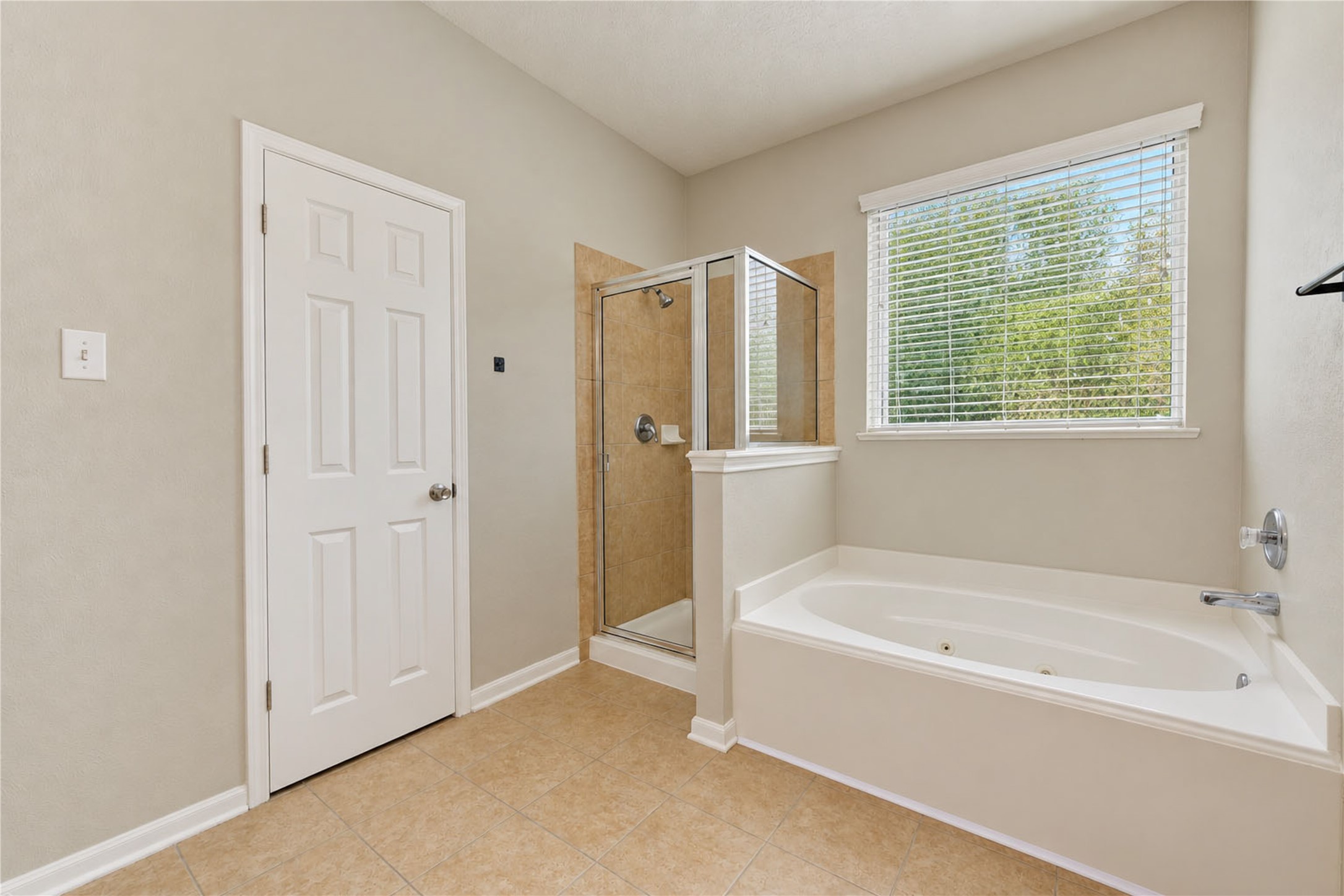 7419 Riven Oaks Court Property Photo 24